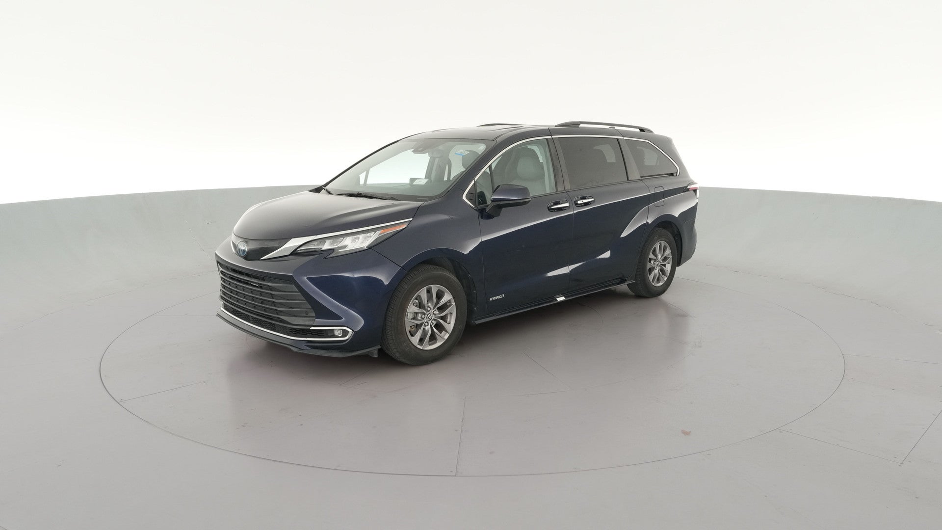 2021 Toyota Sienna vehicle photo
