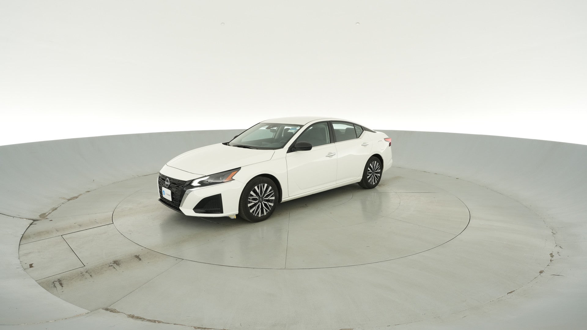 2025 Nissan Altima vehicle photo