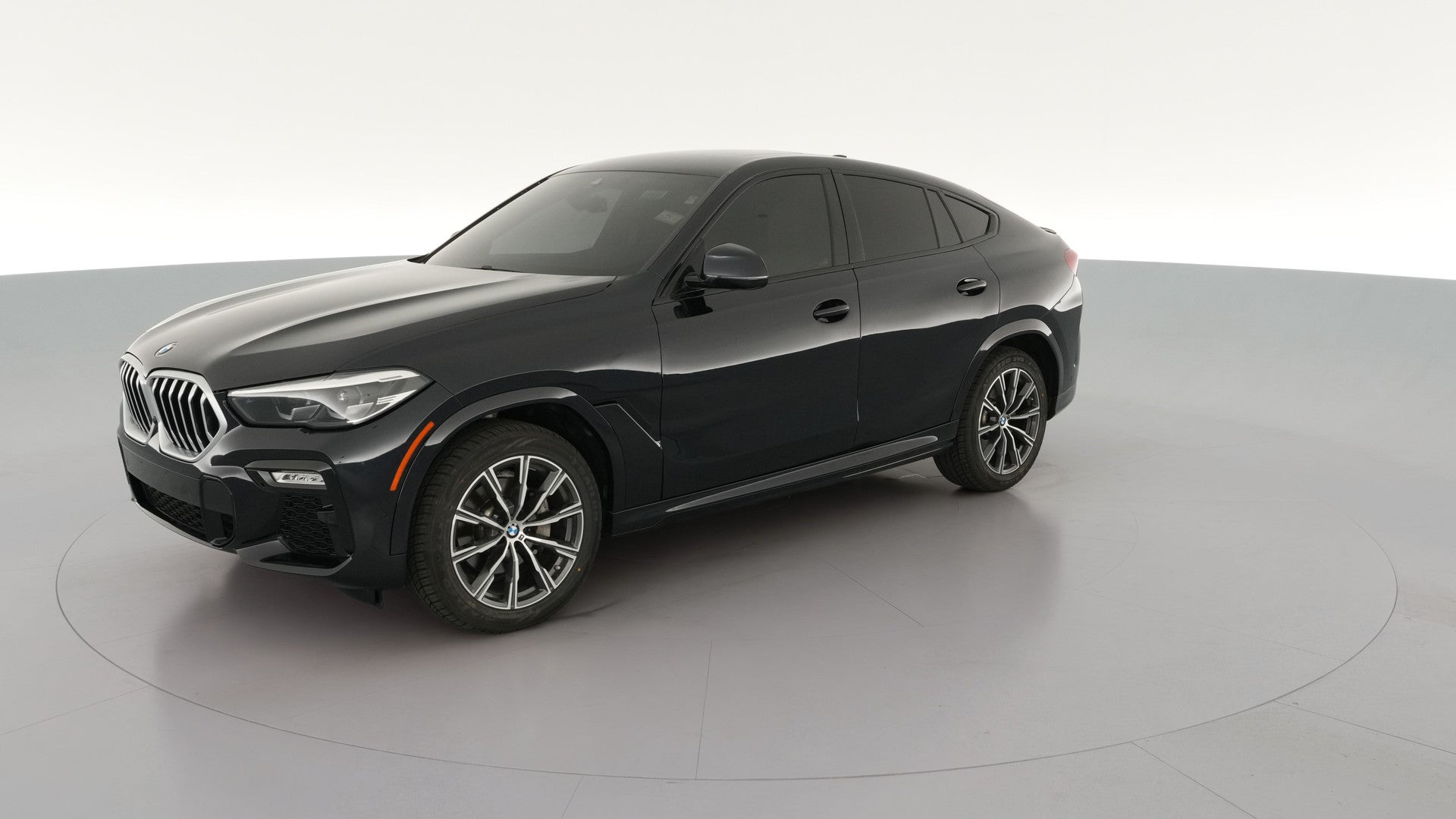2021 BMW X6 vehicle photo