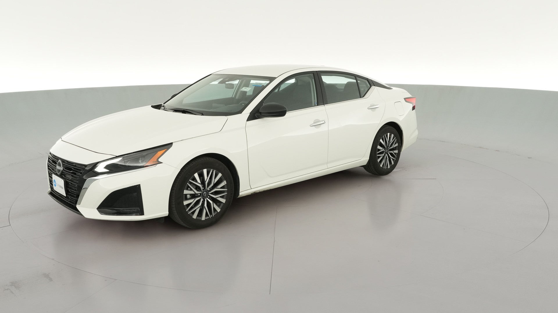 2025 Nissan Altima vehicle photo