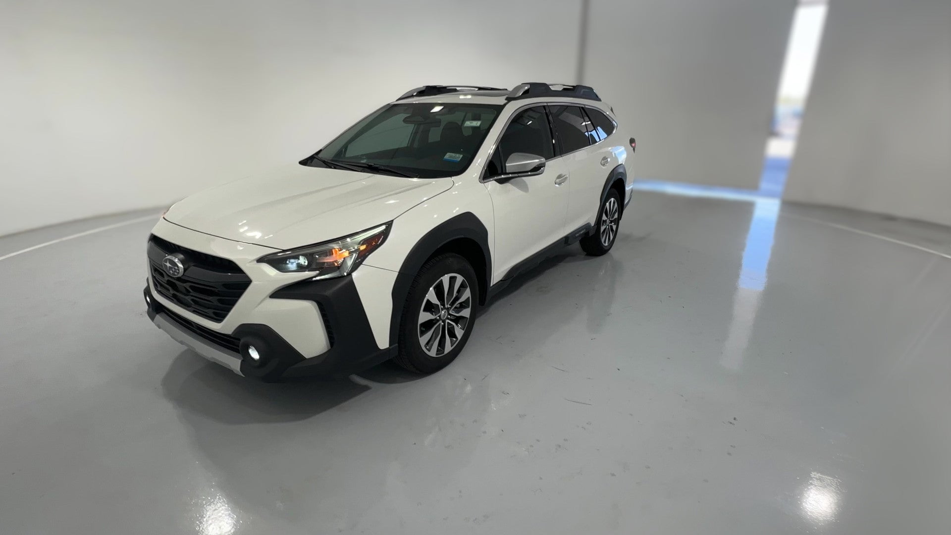 2024 Subaru Outback vehicle photo