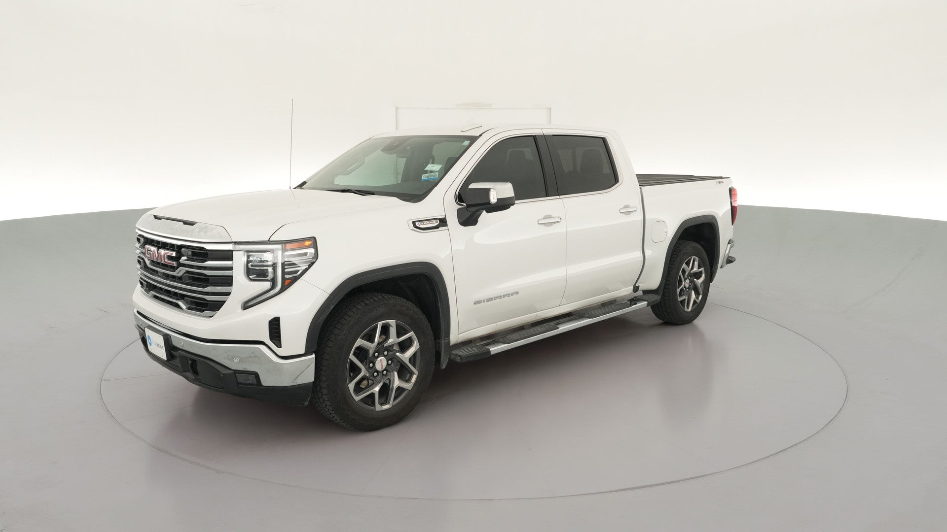 2024 GMC Sierra 1500 Crew Cab vehicle photo