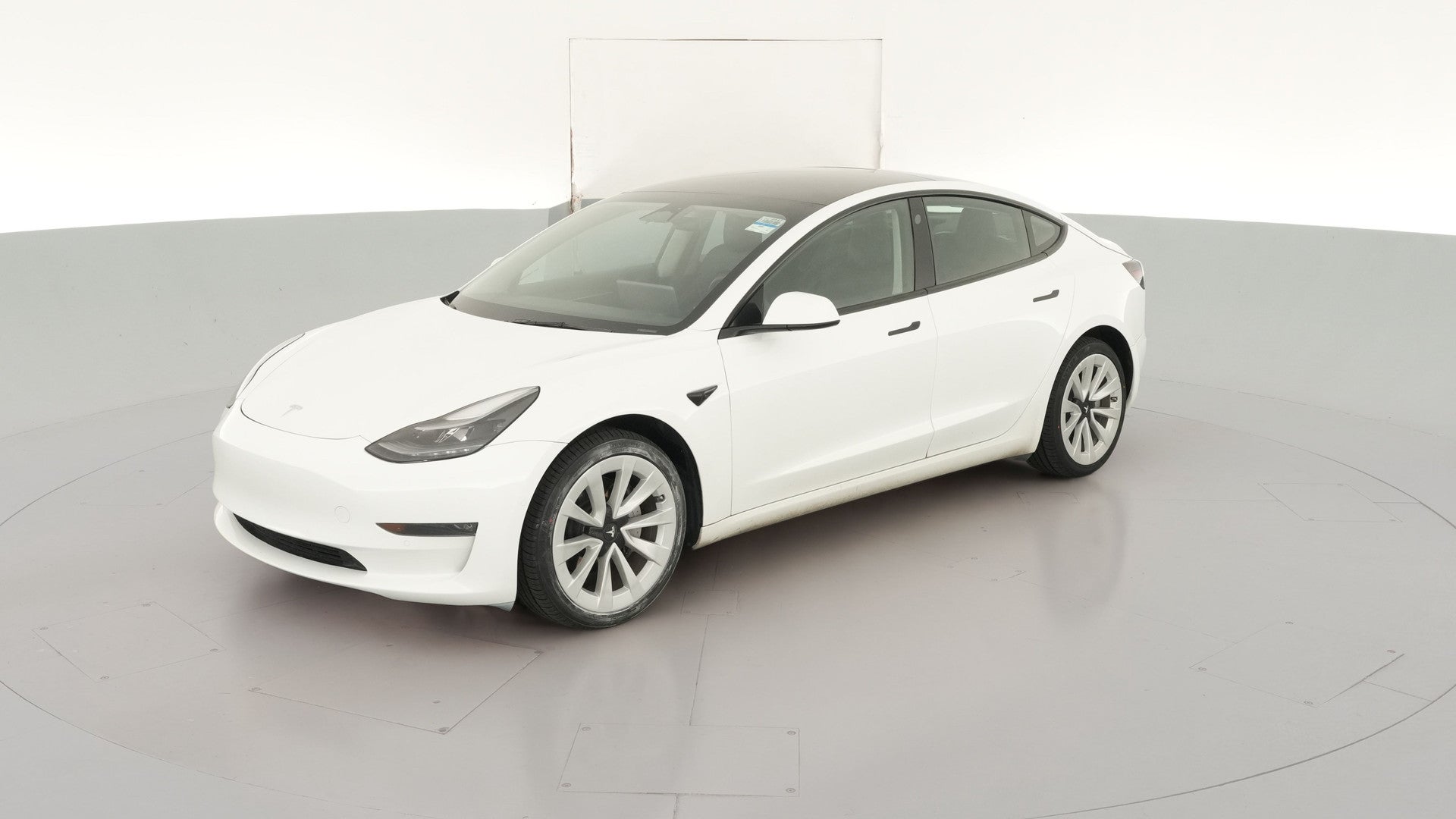 2022 Tesla Model 3 vehicle photo