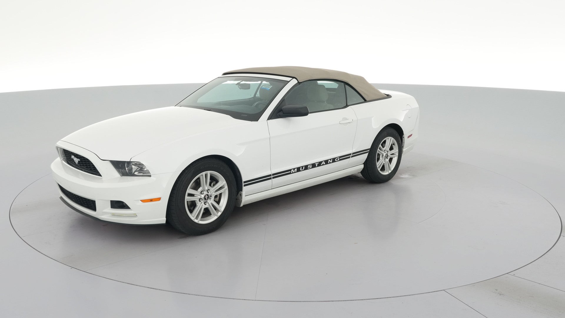 2014 Ford Mustang vehicle photo