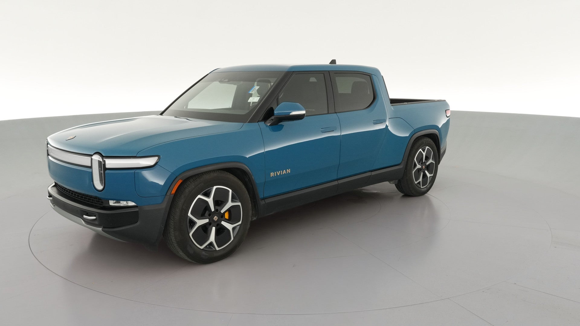 2022 Rivian R1T vehicle photo