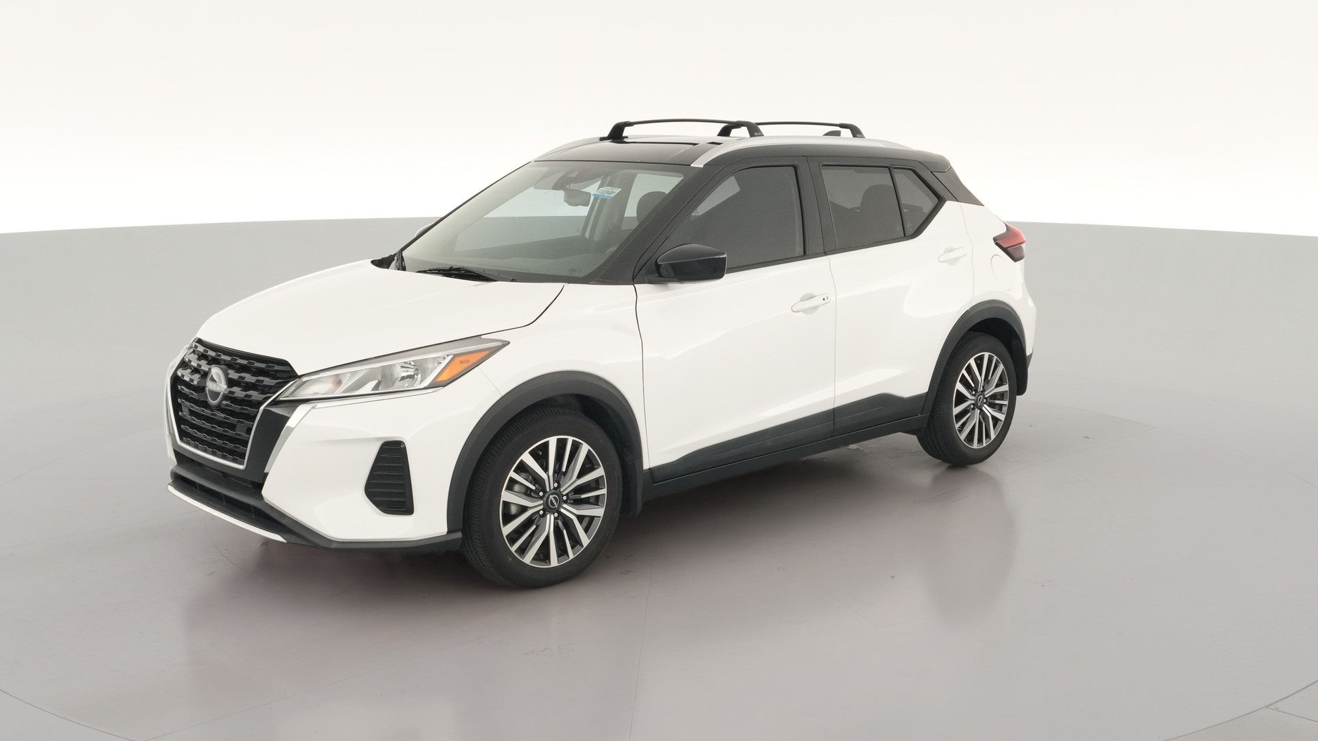 2023 Nissan Kicks vehicle photo