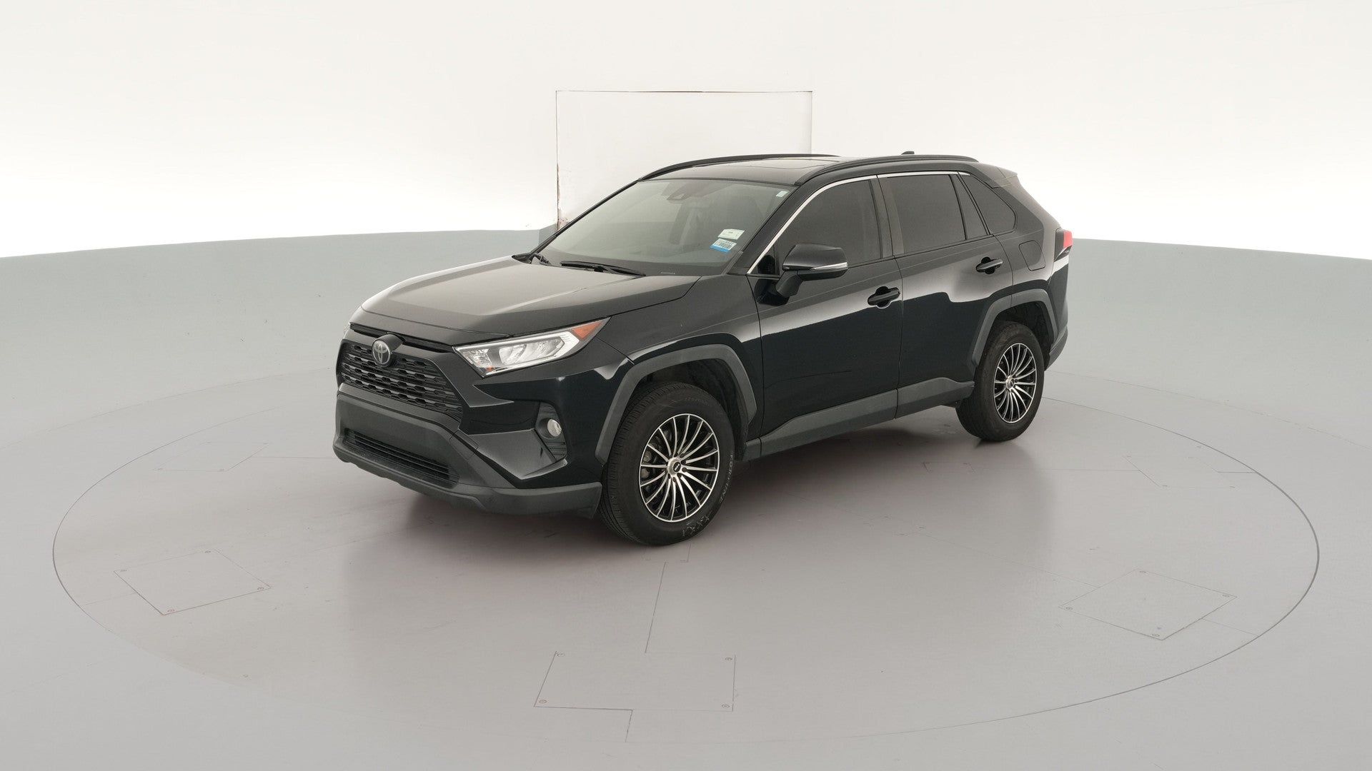 2019 Toyota RAV4 vehicle photo