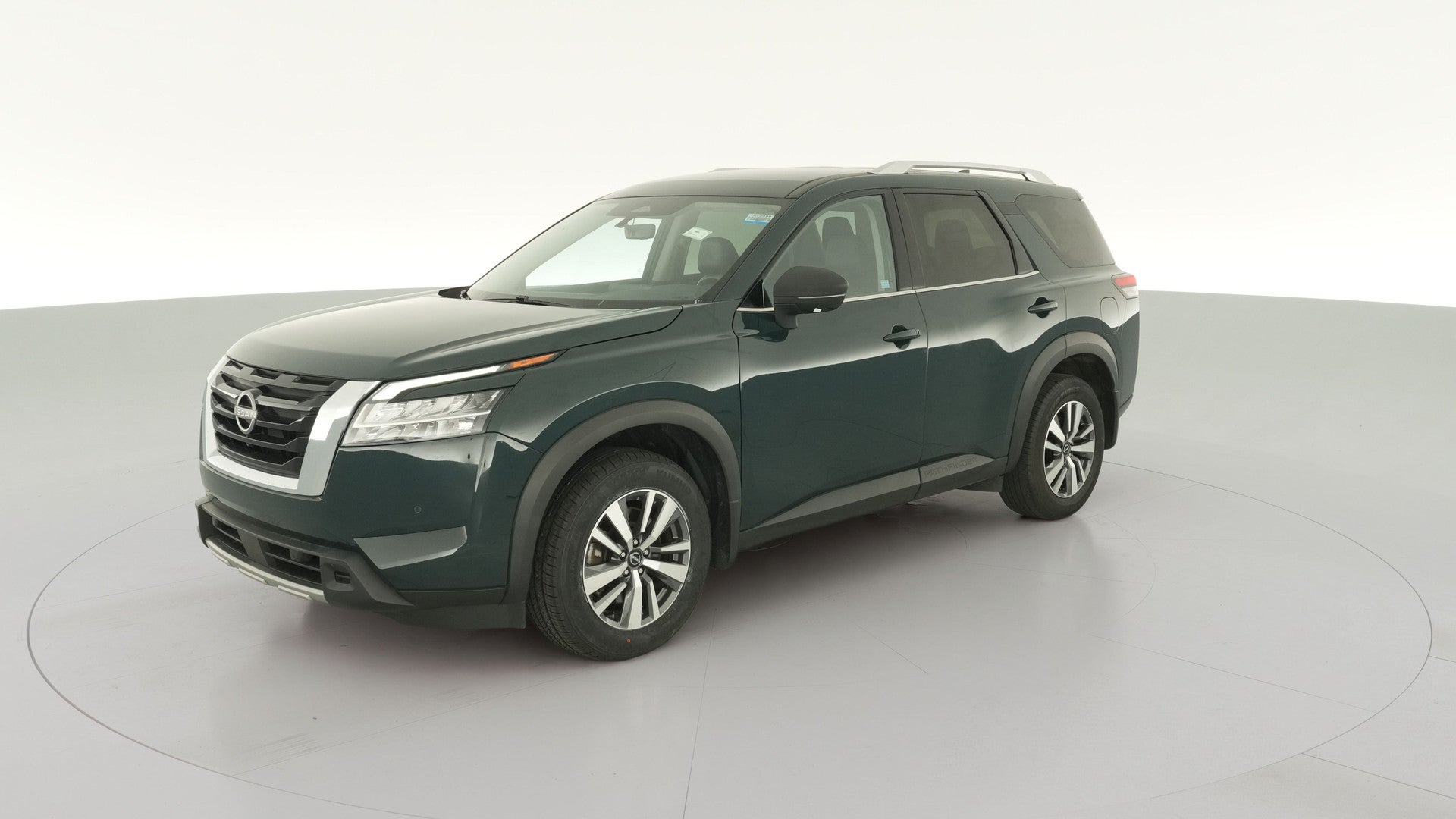 2024 Nissan Pathfinder vehicle photo