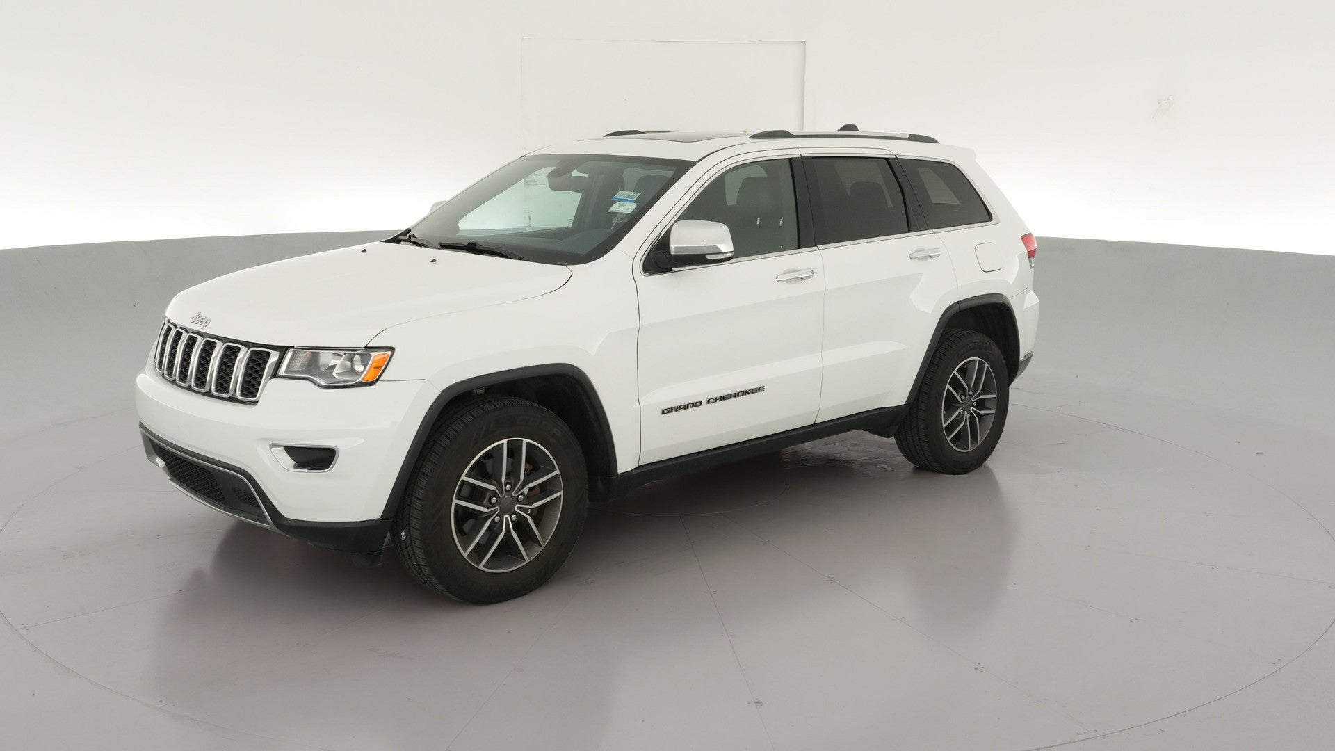 2019 Jeep Grand Cherokee vehicle photo