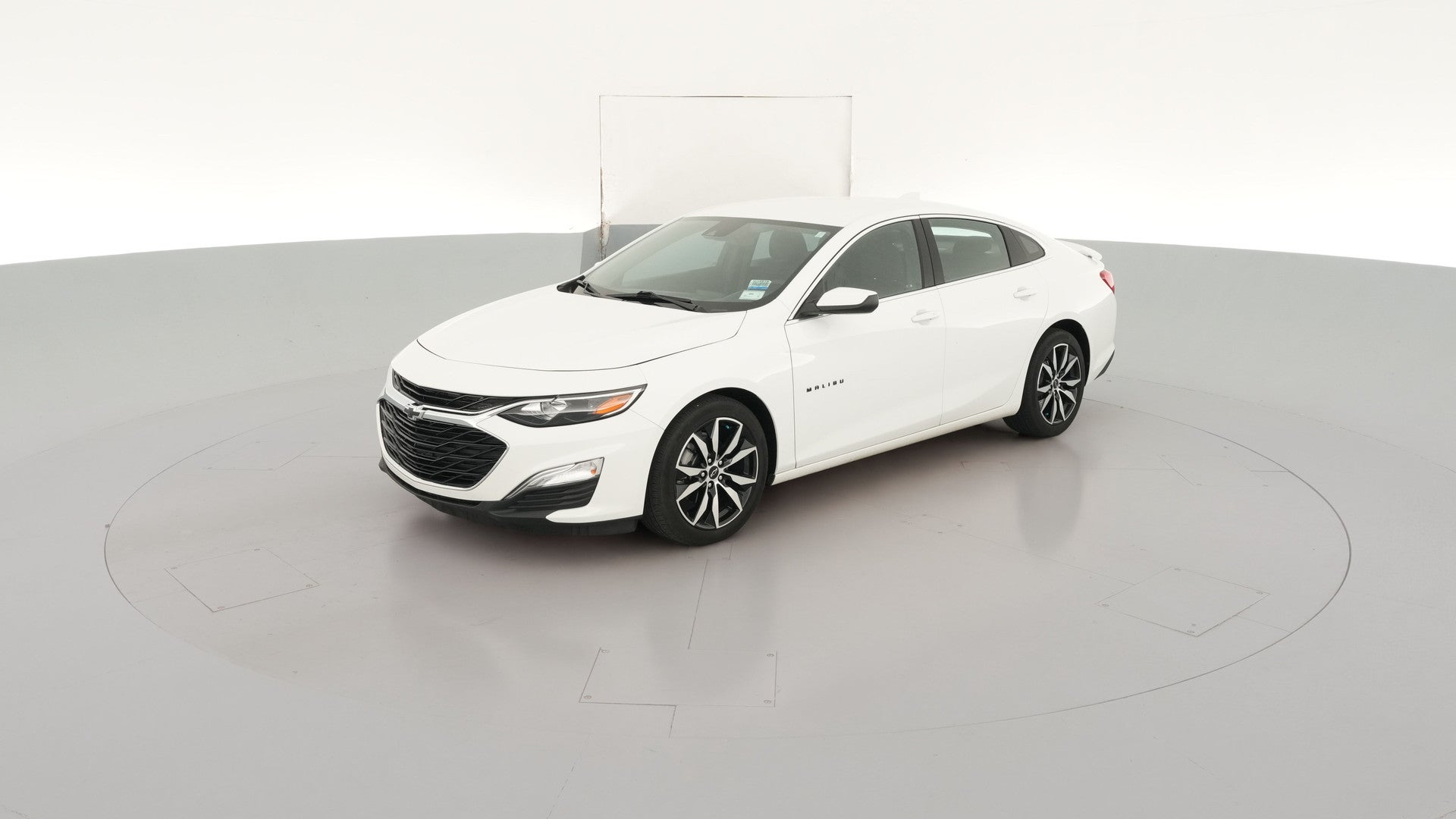 2021 Chevrolet Malibu vehicle photo