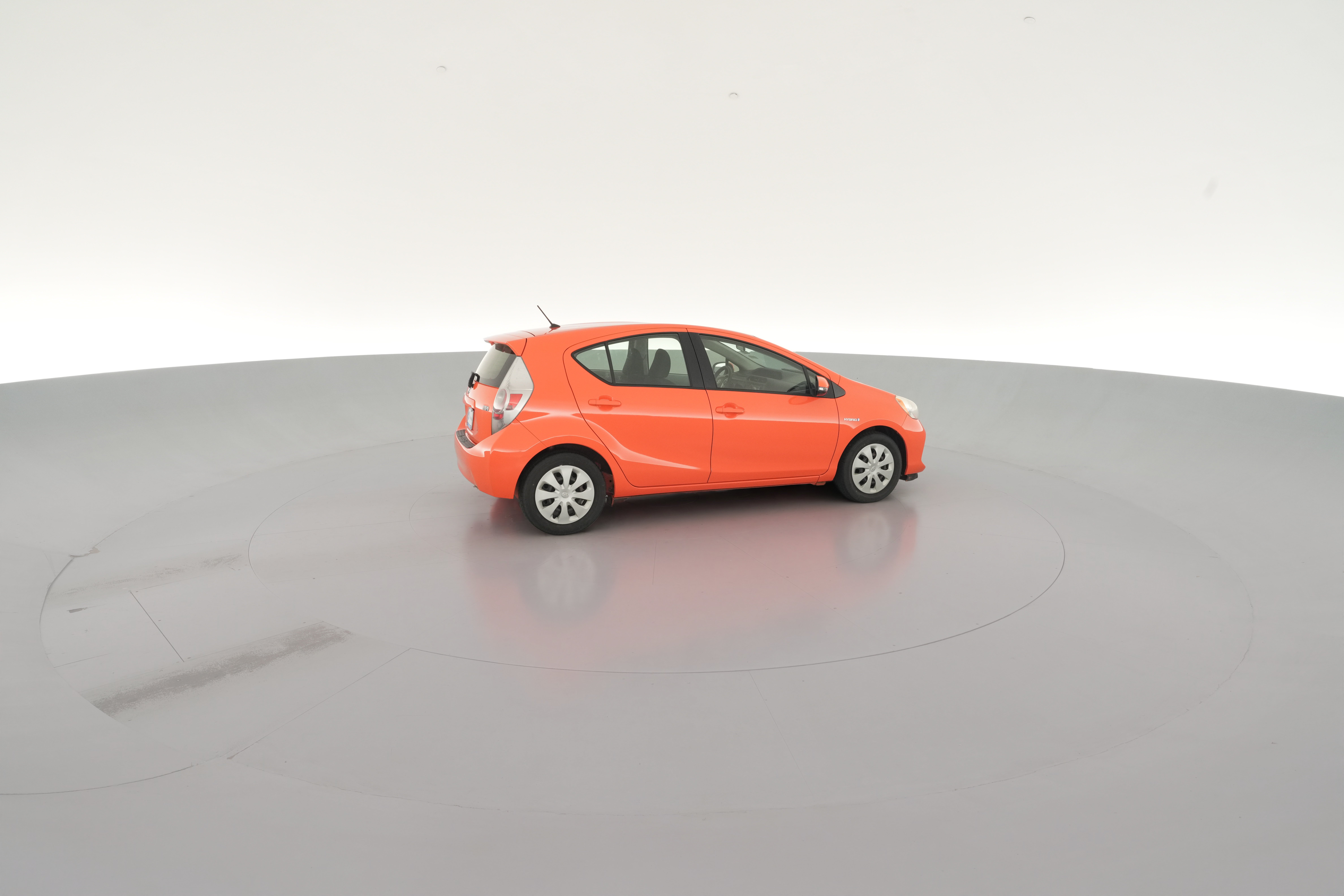 2014 Toyota Prius c Two - Photo 26