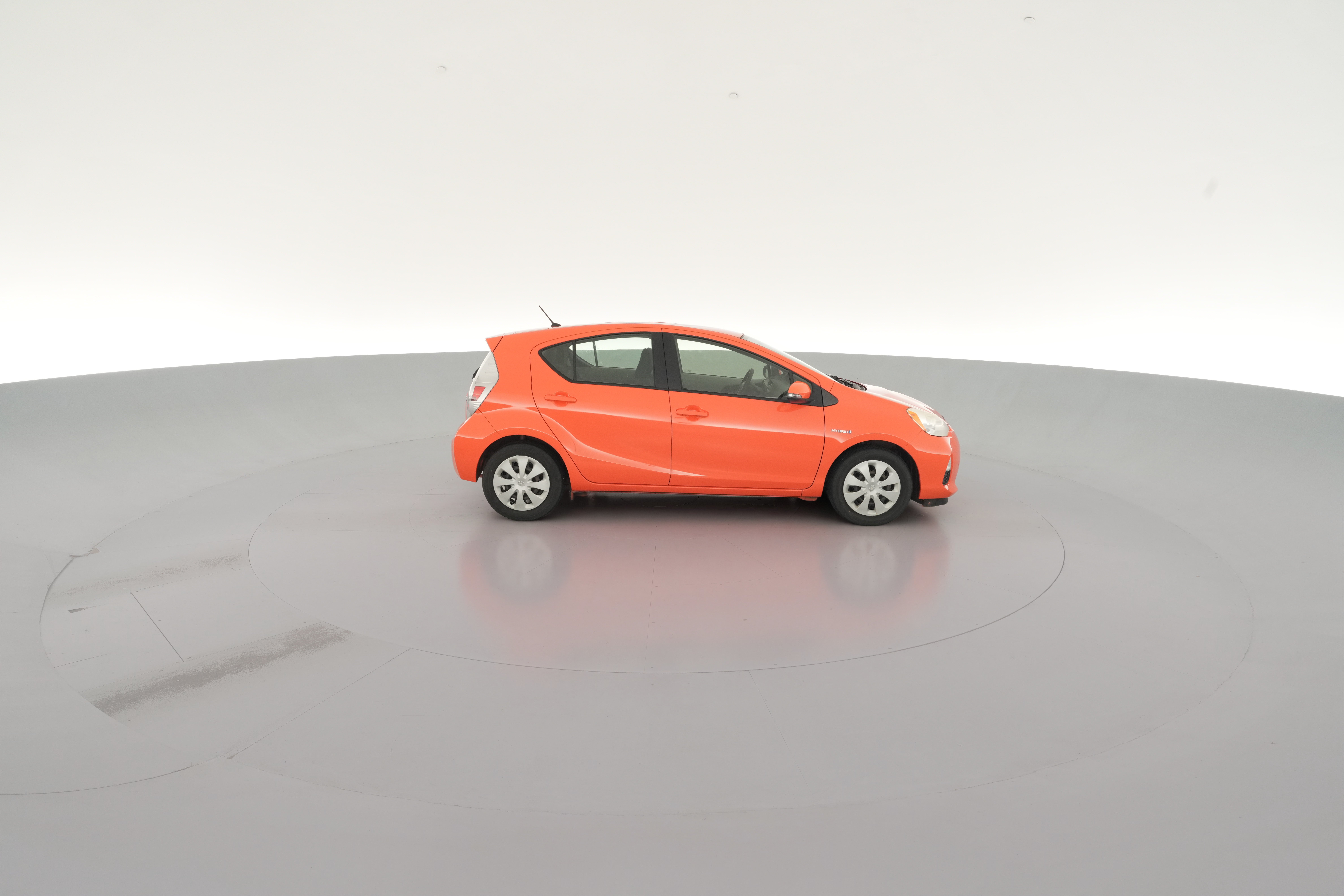 2014 Toyota Prius c Two - Photo 27