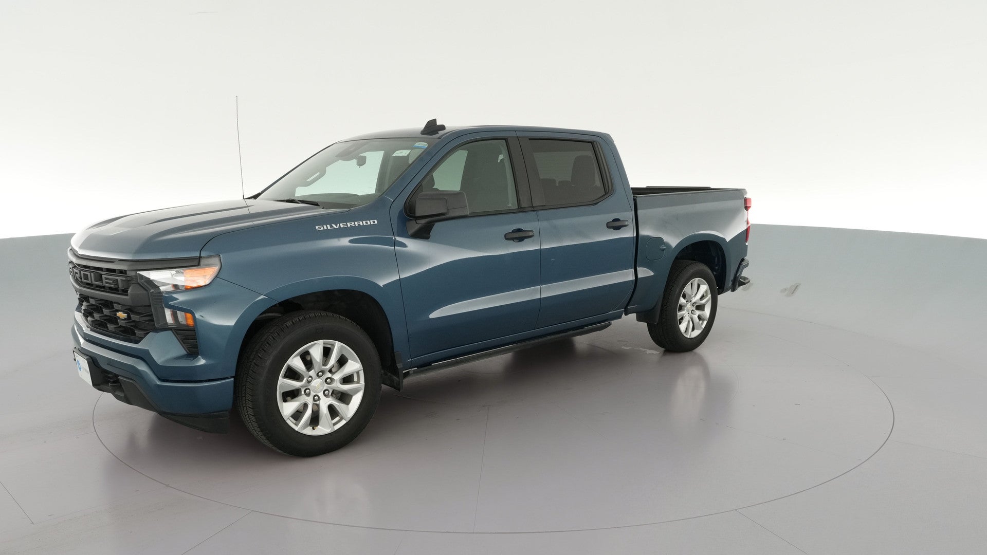 2024 Chevrolet Silverado 1500 Crew Cab vehicle photo