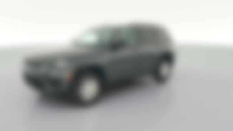 2025 Jeep Grand Cherokee vehicle photo