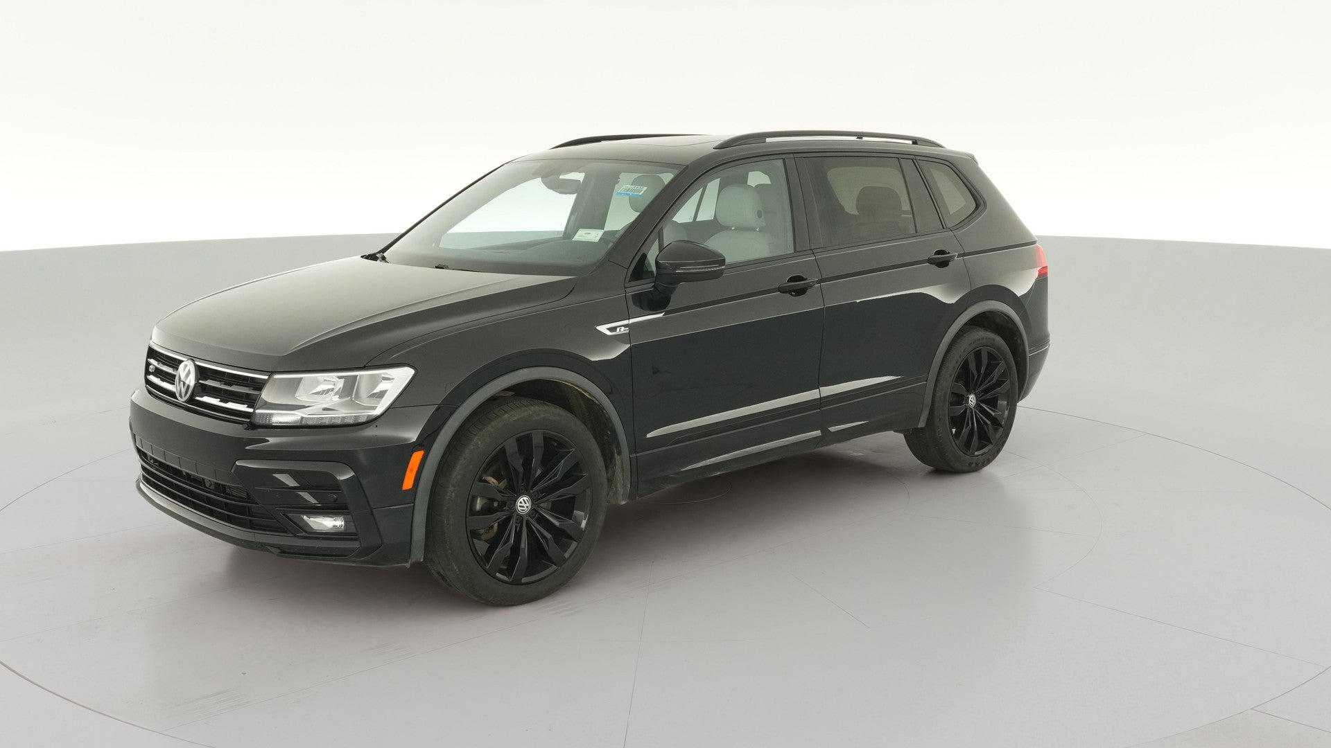 2021 Volkswagen Tiguan vehicle photo