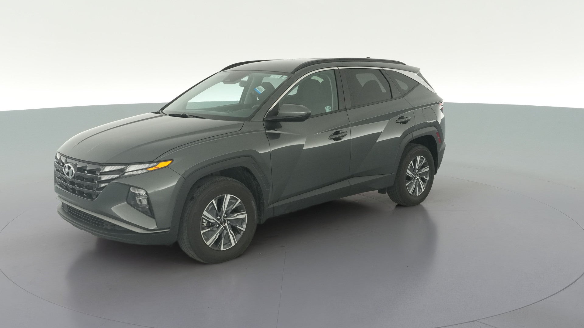 2024 Hyundai Tucson Hybrid vehicle photo