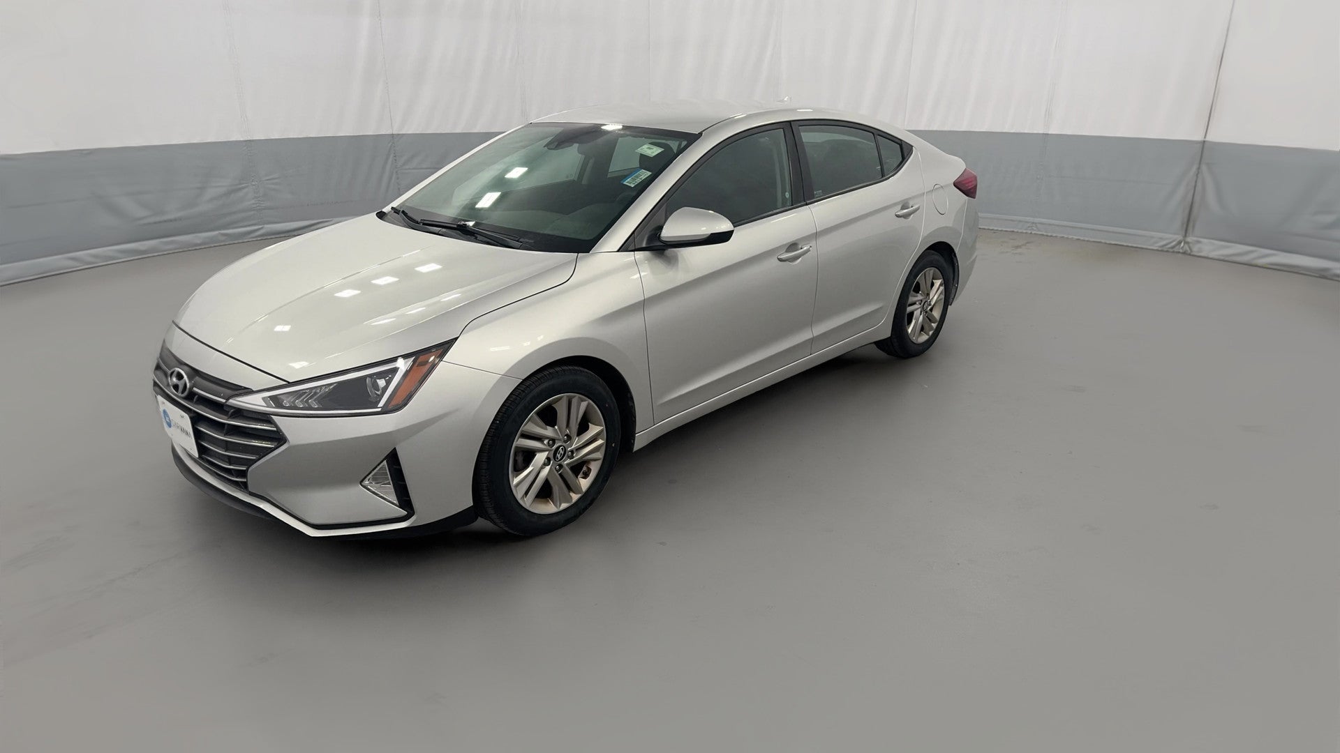 2019 Hyundai Elantra vehicle photo