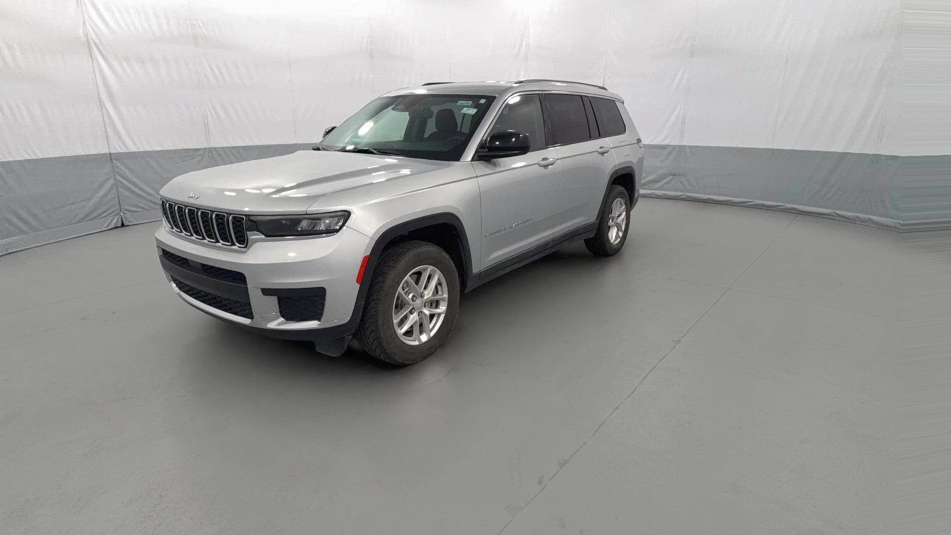 2023 Jeep Grand Cherokee L vehicle photo
