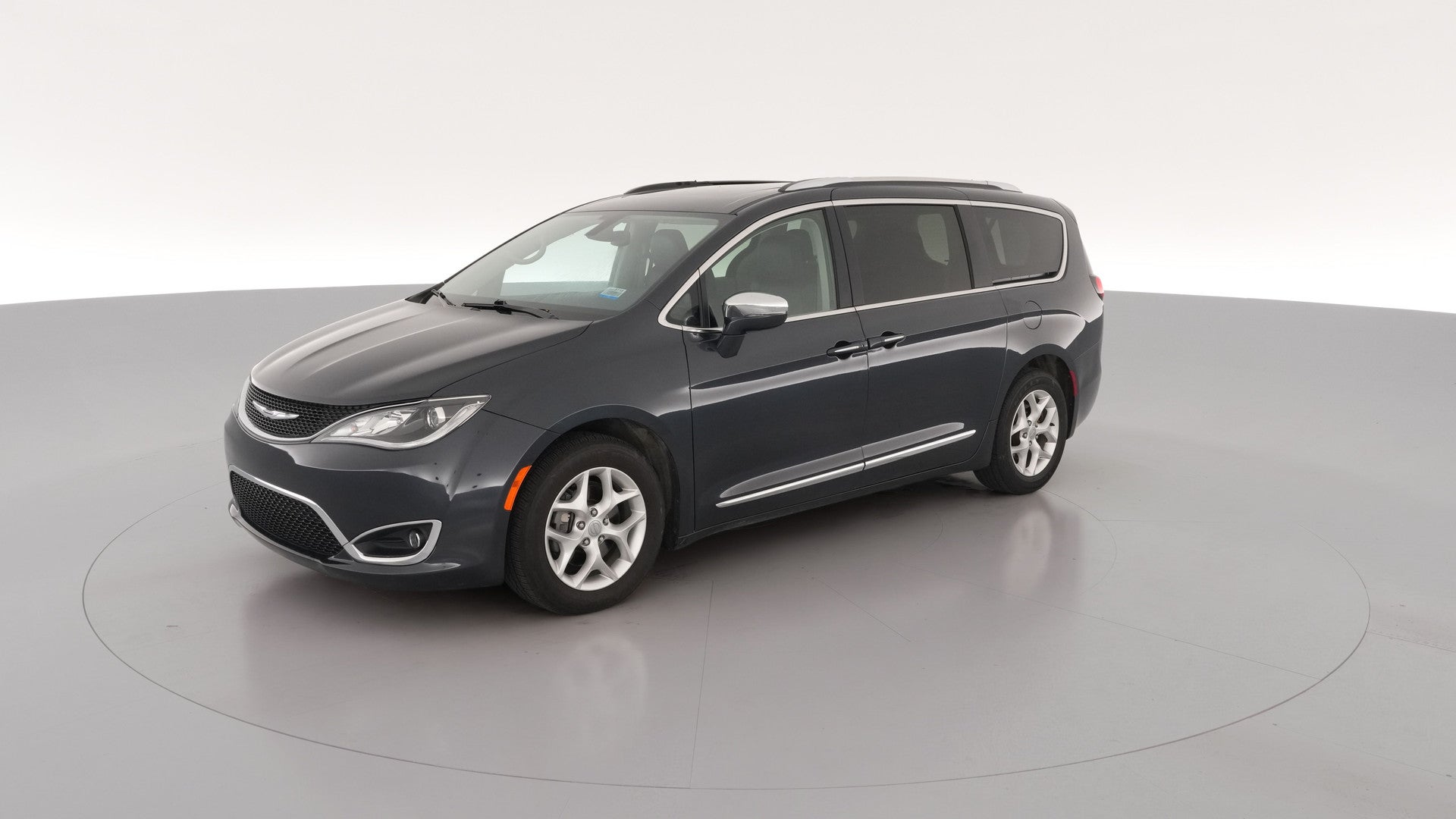 2020 Chrysler Pacifica vehicle photo