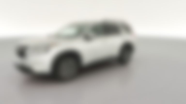 2024 Nissan Pathfinder vehicle photo