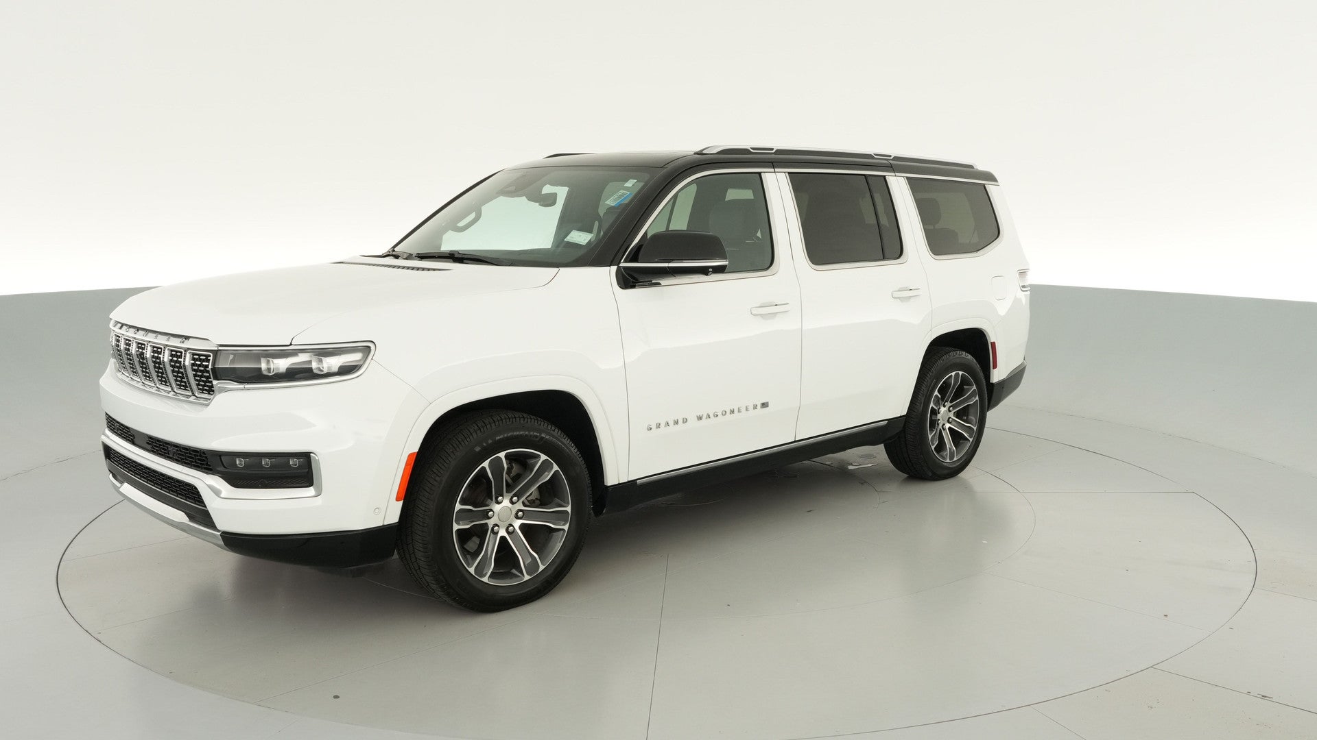 2023 Jeep Grand Wagoneer vehicle photo