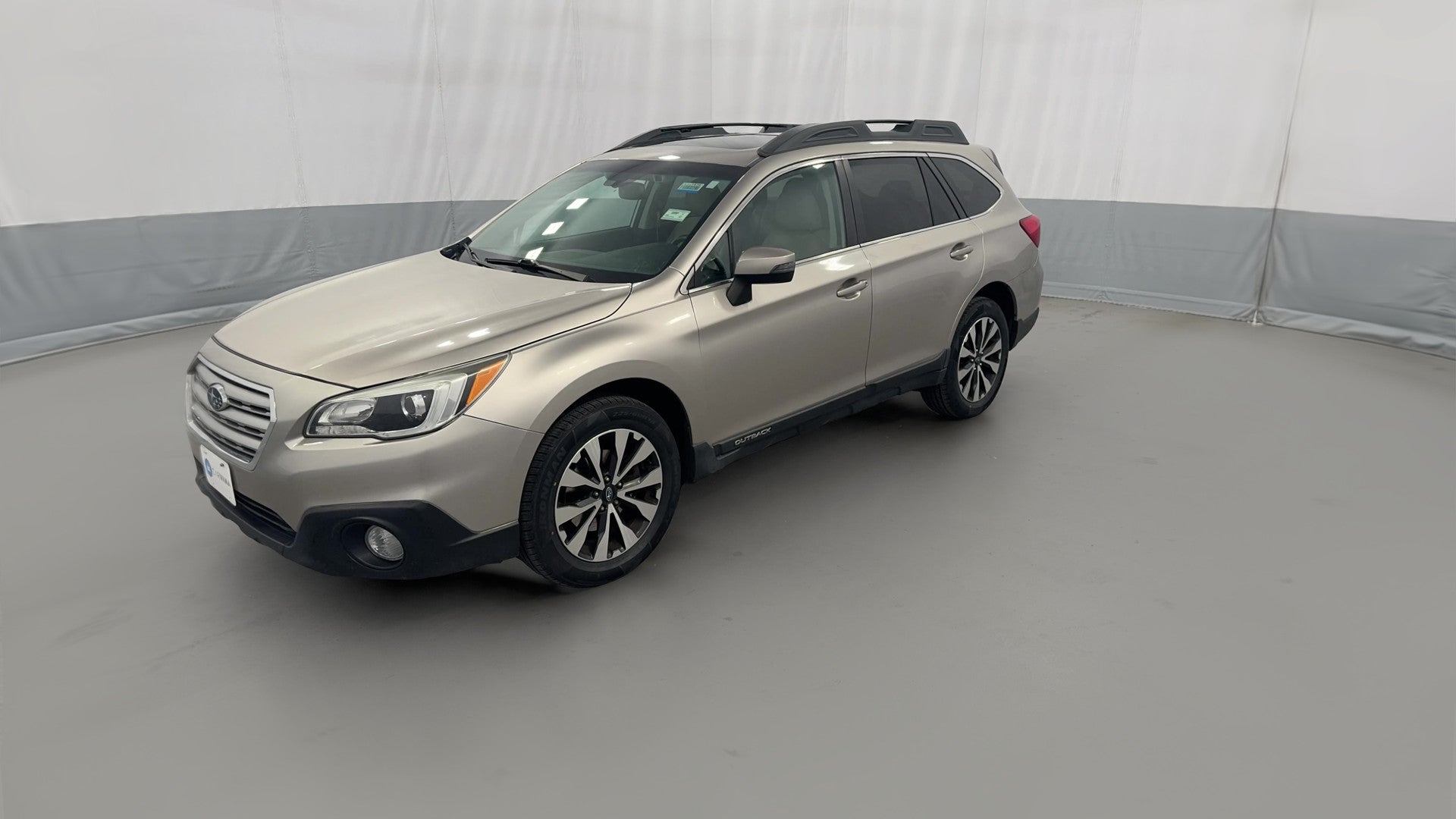 2015 Subaru Outback vehicle photo