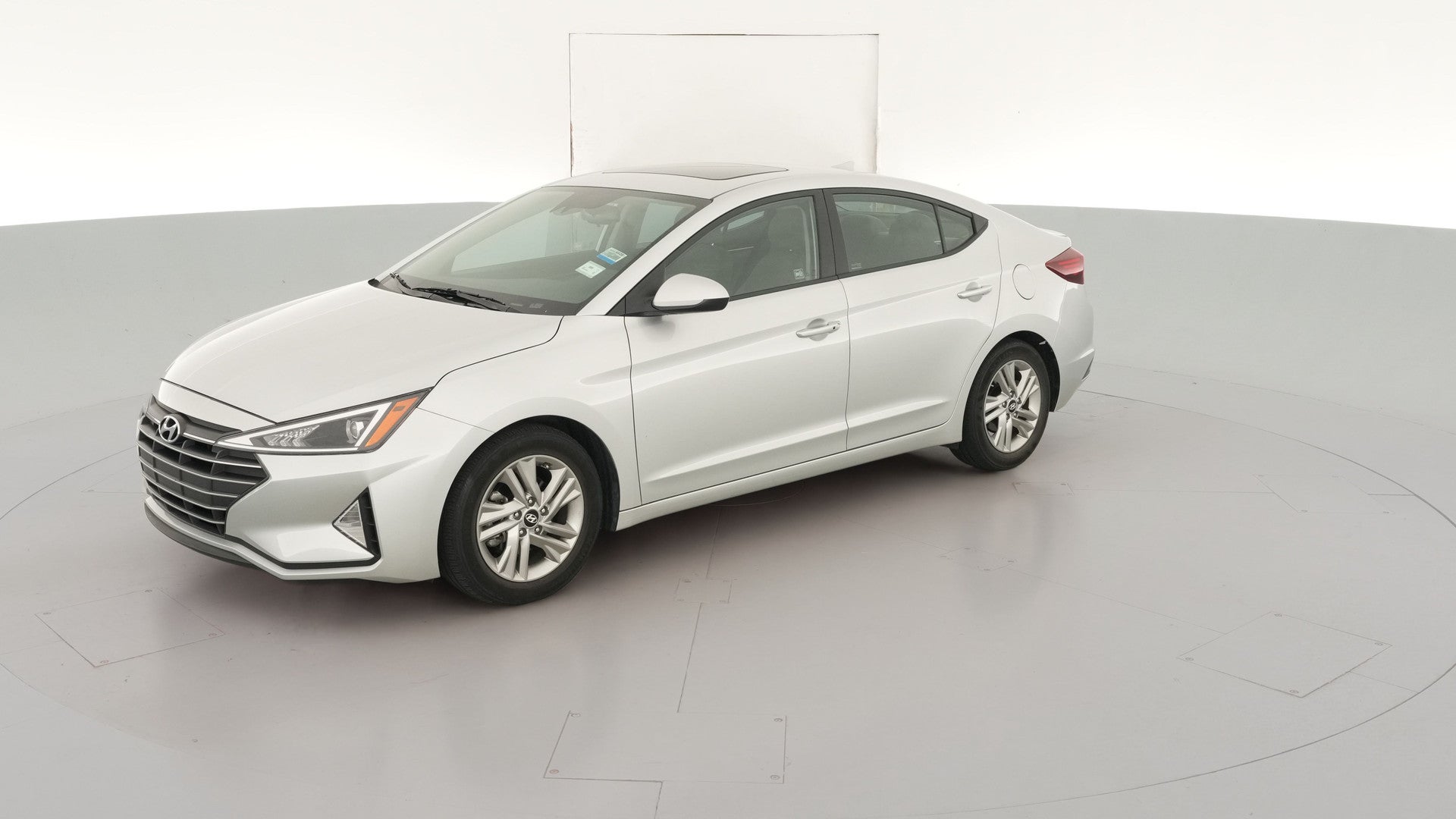 2019 Hyundai Elantra vehicle photo