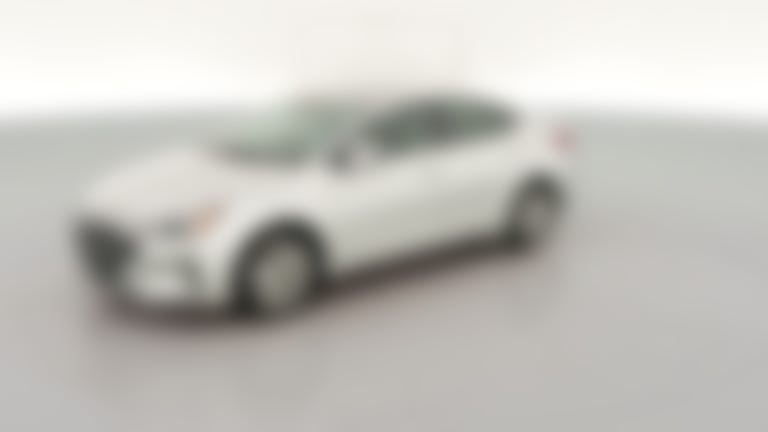 2019 Hyundai Elantra vehicle photo