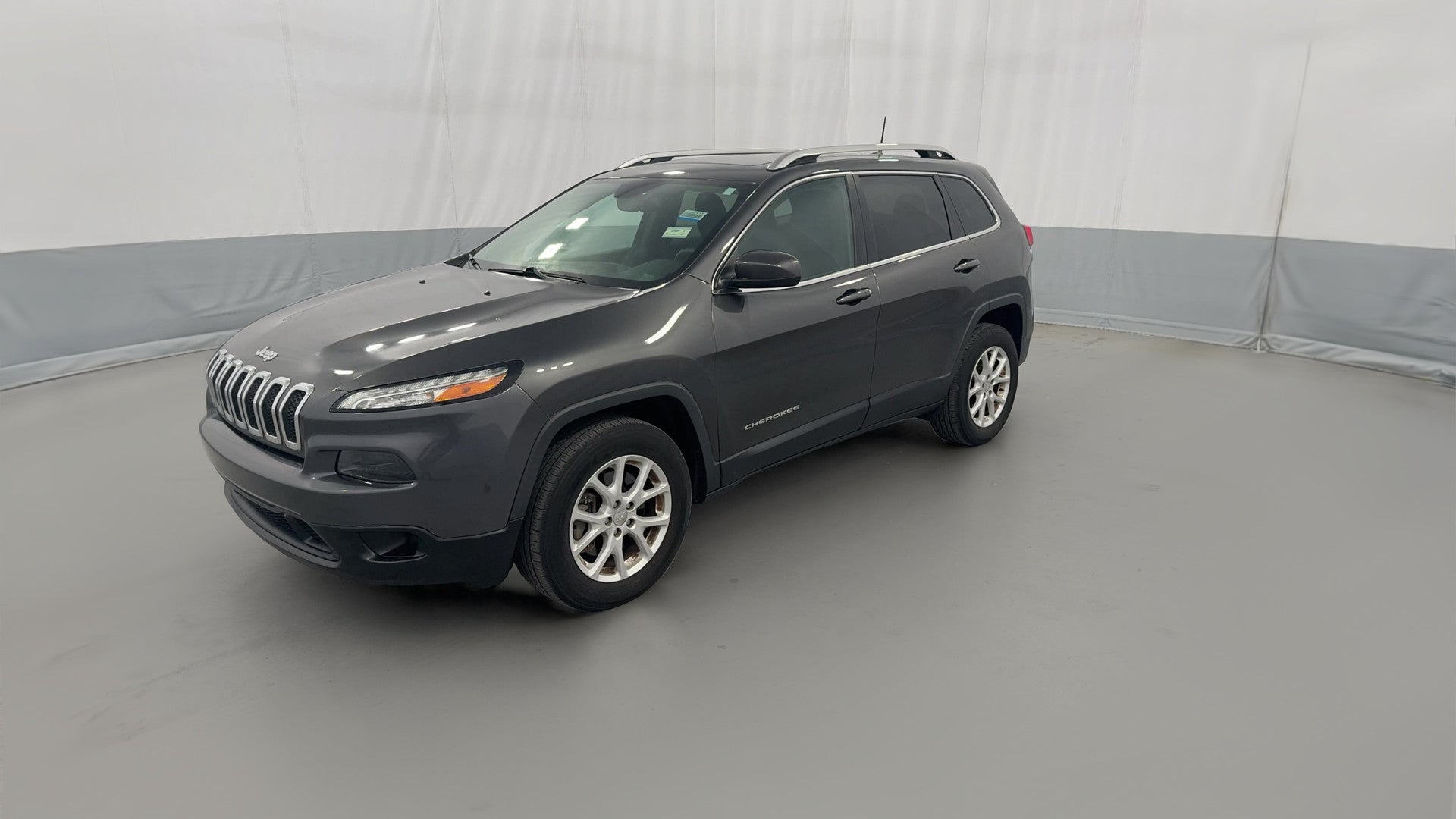 2017 Jeep Cherokee vehicle photo