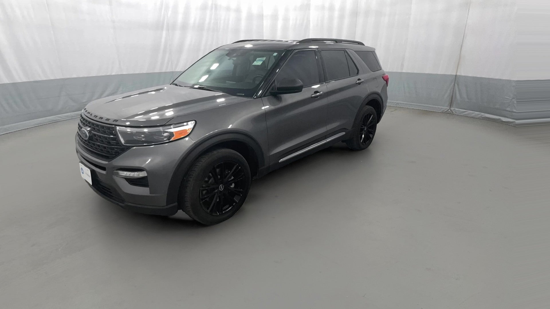 2021 Ford Explorer vehicle photo