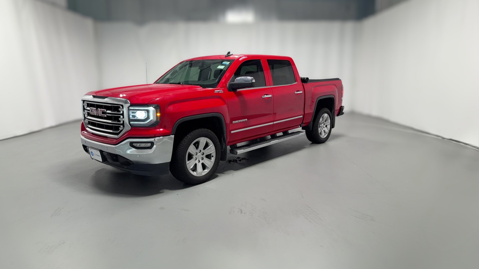 2018 GMC Sierra 1500 Crew Cab vehicle photo