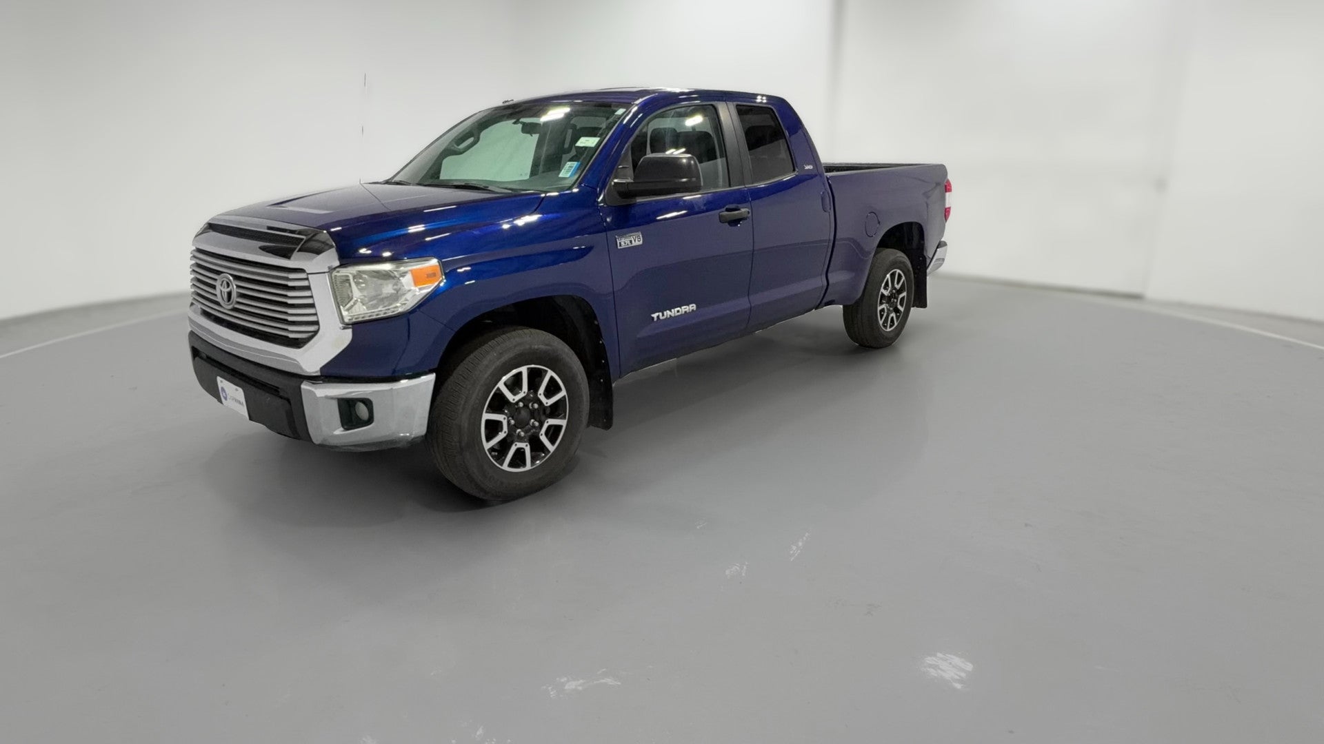 2014 Toyota Tundra Double Cab vehicle photo