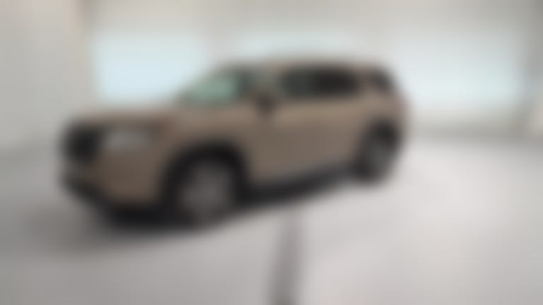 2024 Nissan Pathfinder vehicle photo