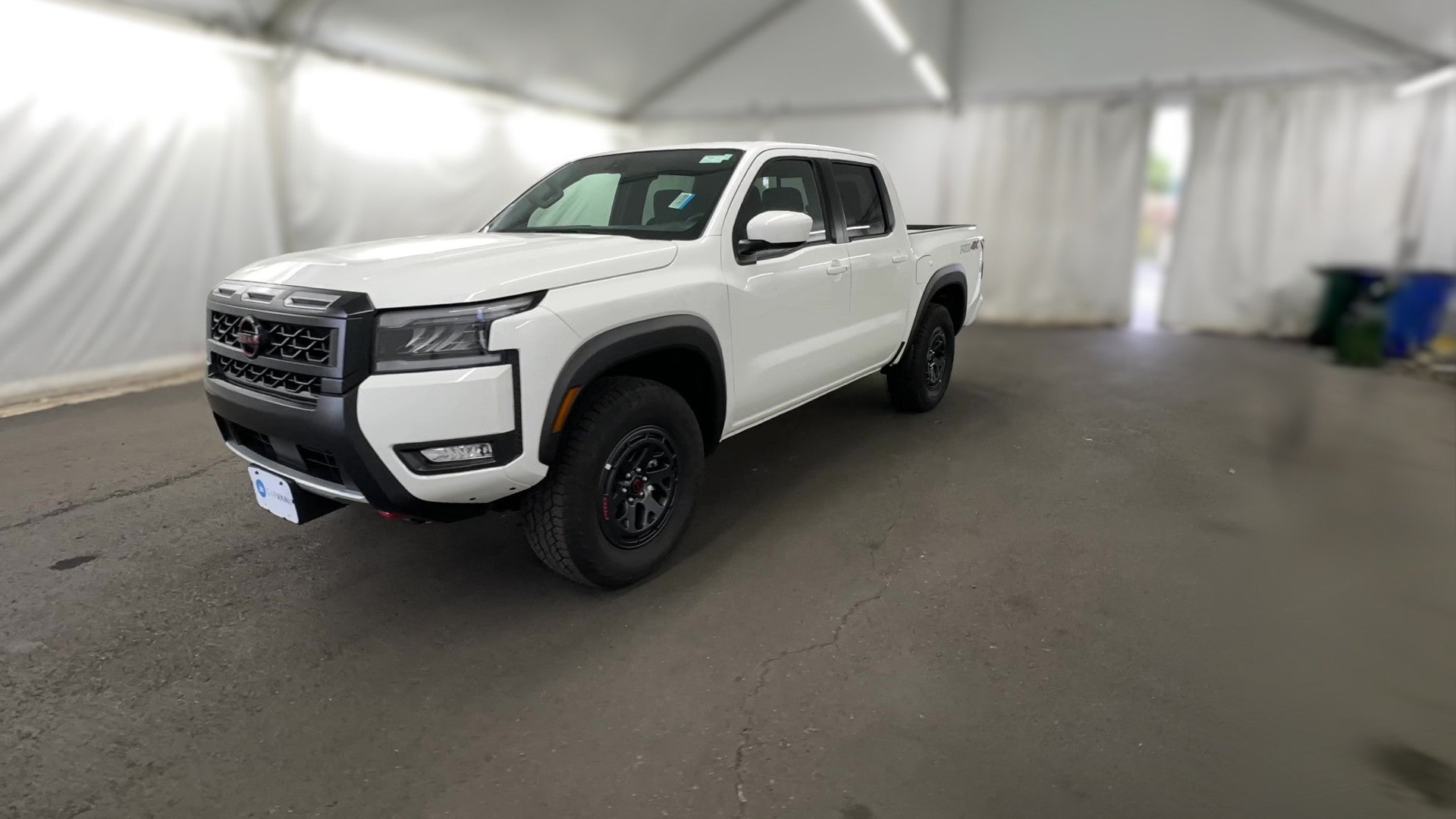 2026 Nissan Frontier Crew Cab vehicle photo