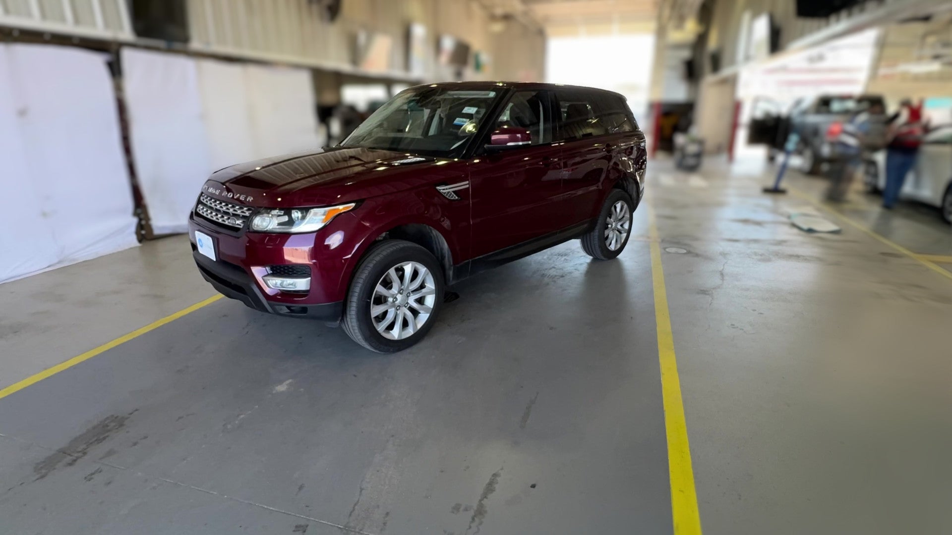 2015 Land Rover Range Rover Sport vehicle photo