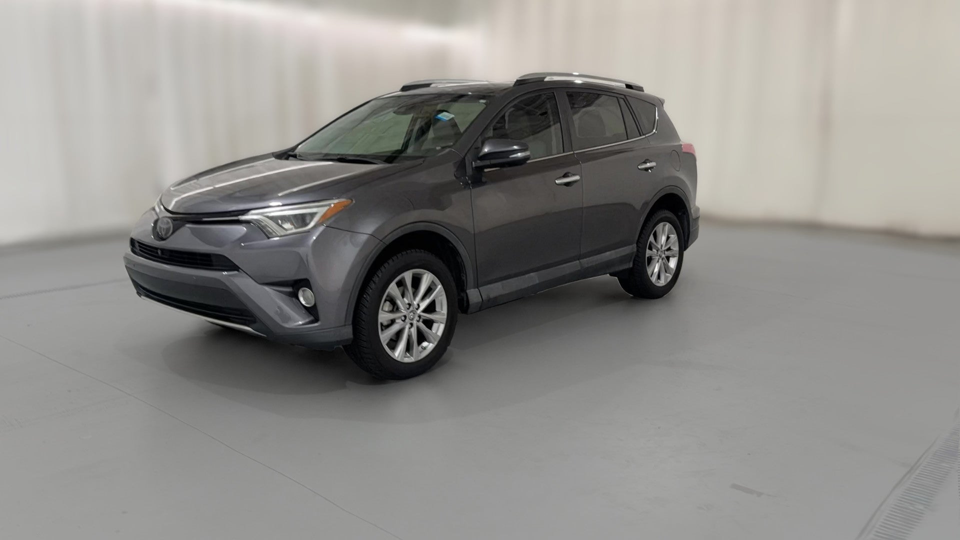 2016 Toyota RAV4 vehicle photo
