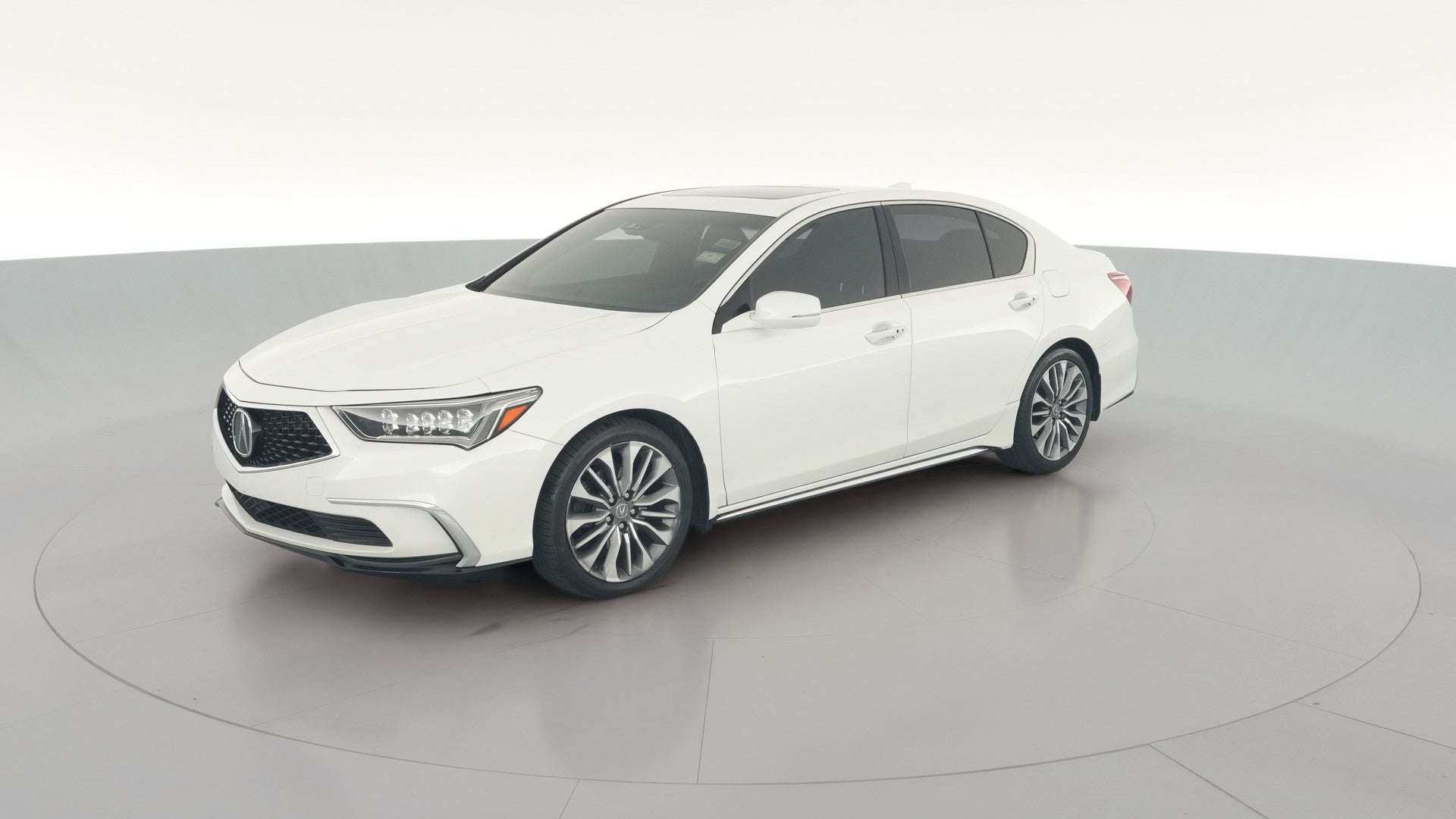2018 Acura RLX vehicle photo