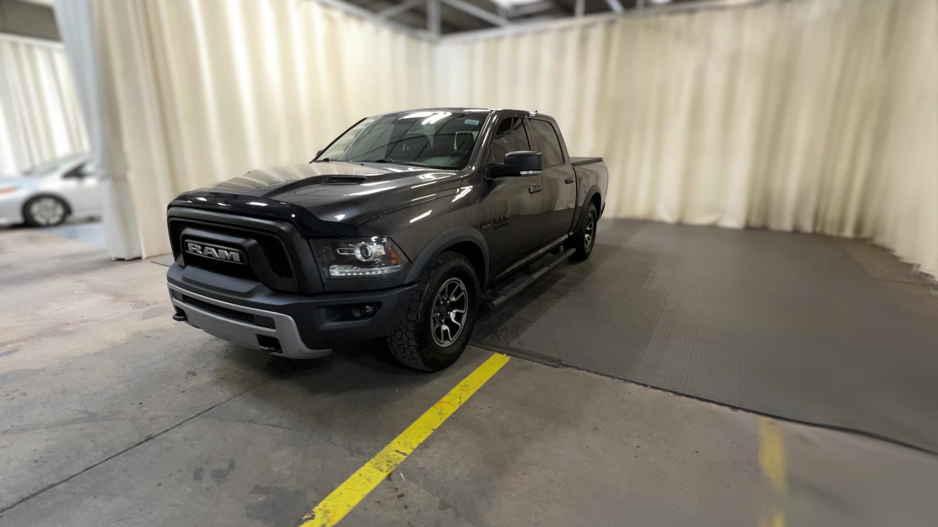 2017 Ram 1500 Crew Cab vehicle photo