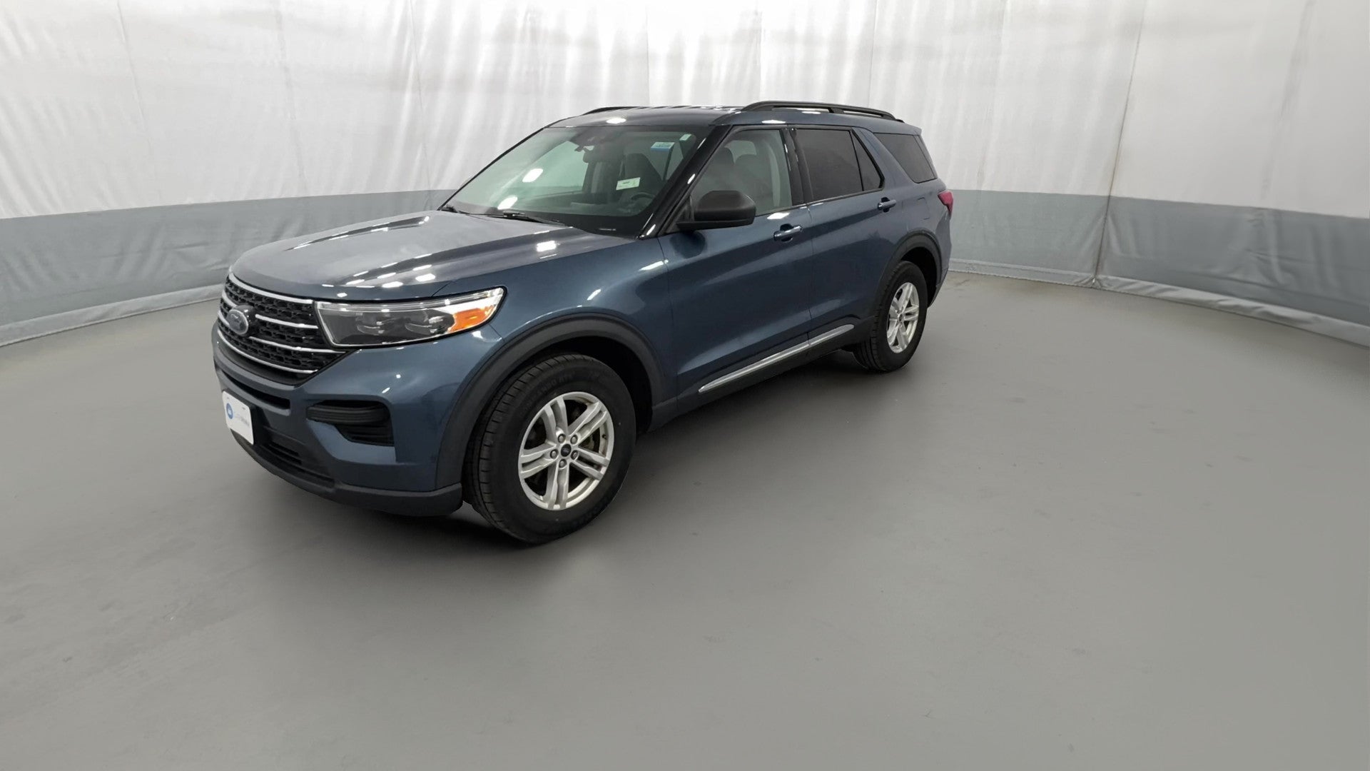 2020 Ford Explorer vehicle photo