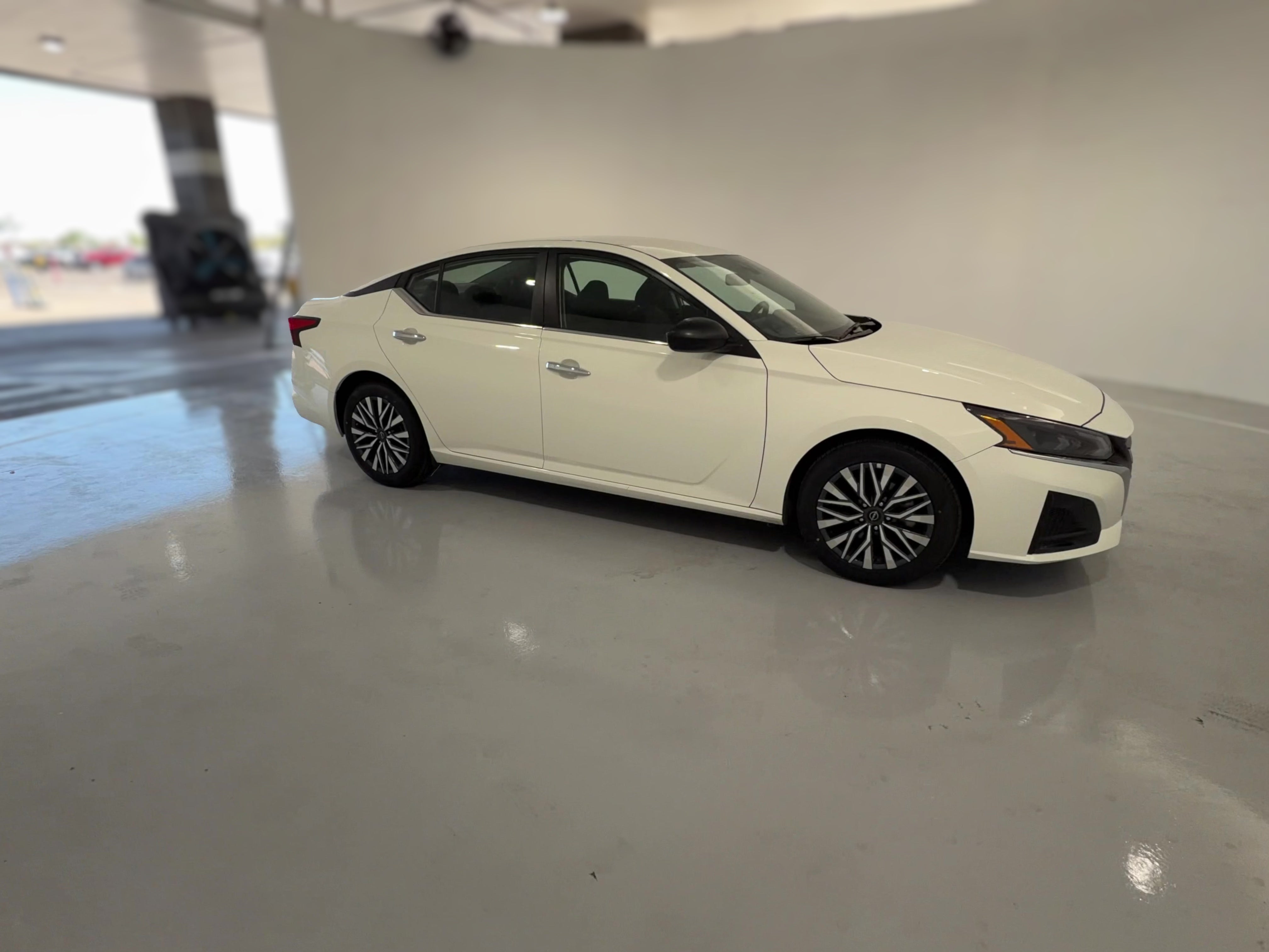2025 Nissan Altima SV - Photo 34