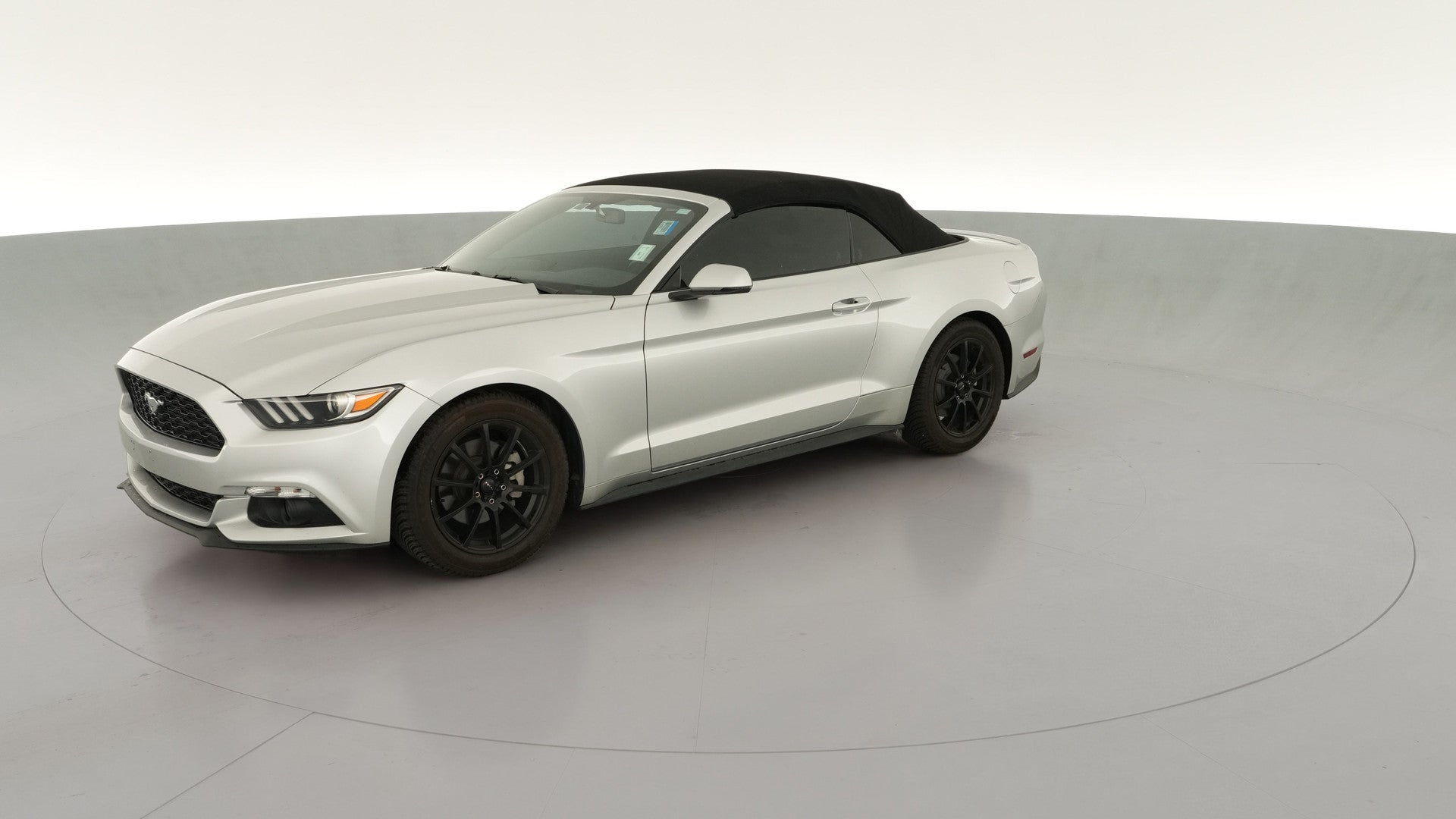 2016 Ford Mustang vehicle photo