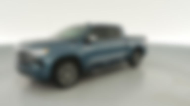 2024 Chevrolet Silverado 1500 Crew Cab vehicle photo
