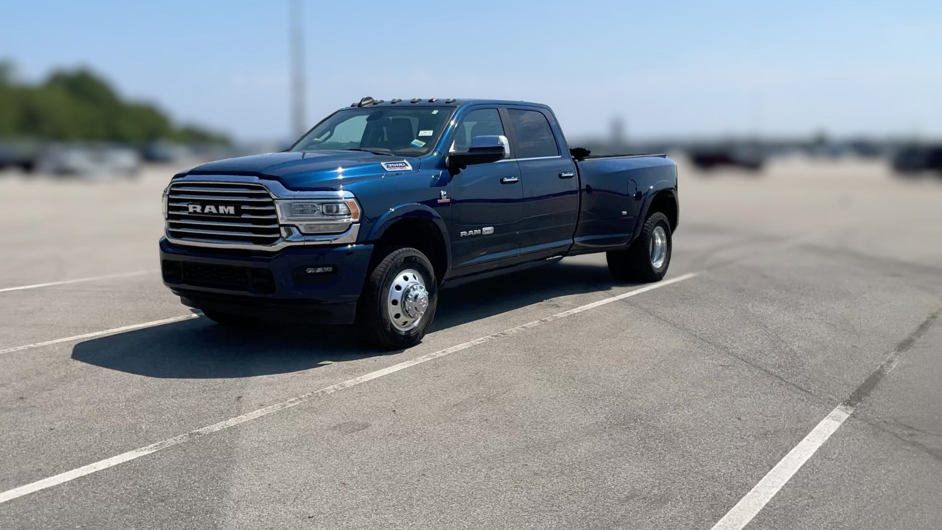 2022 Ram 3500 Crew Cab vehicle photo