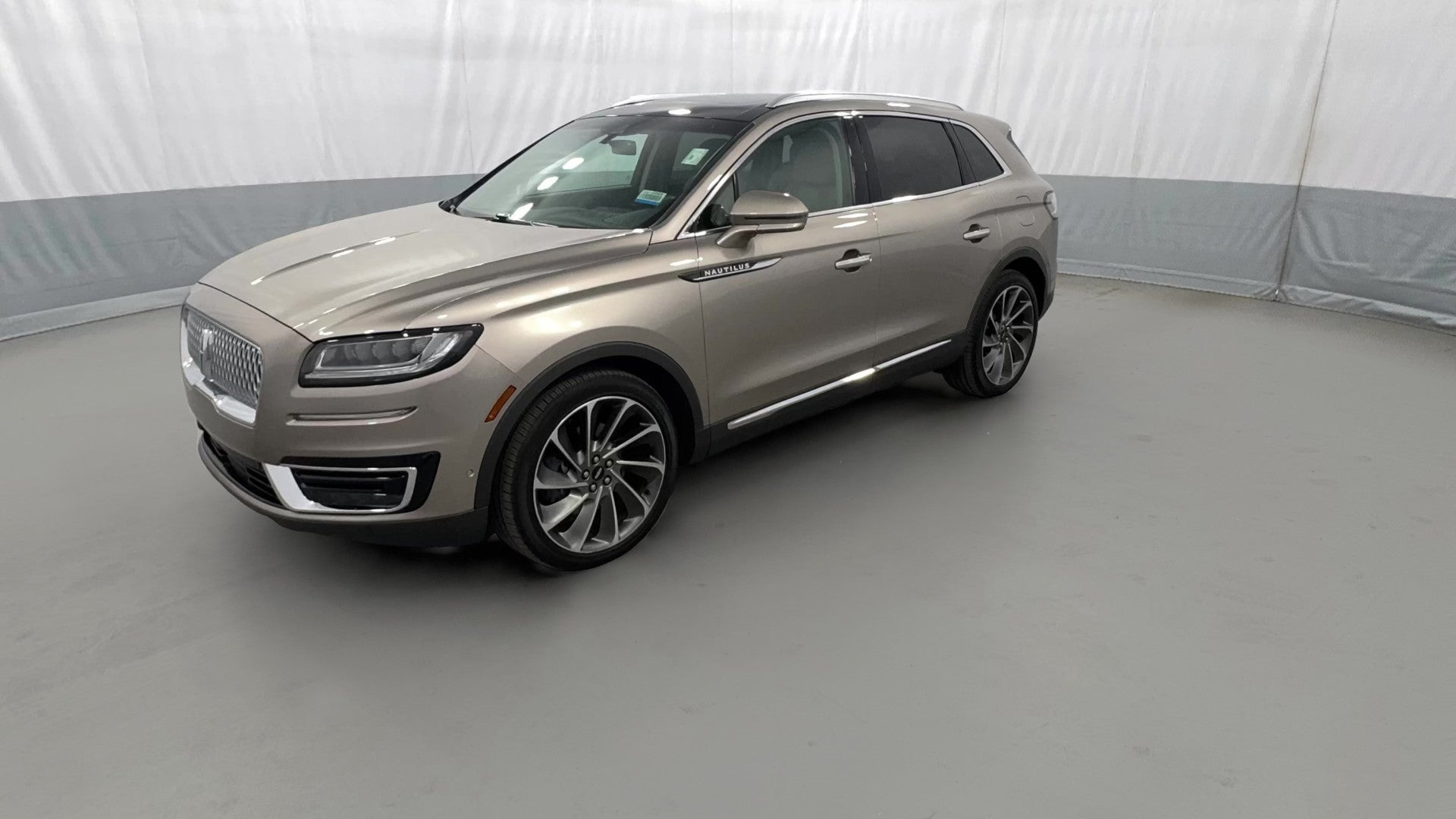 2019 Lincoln Nautilus vehicle photo