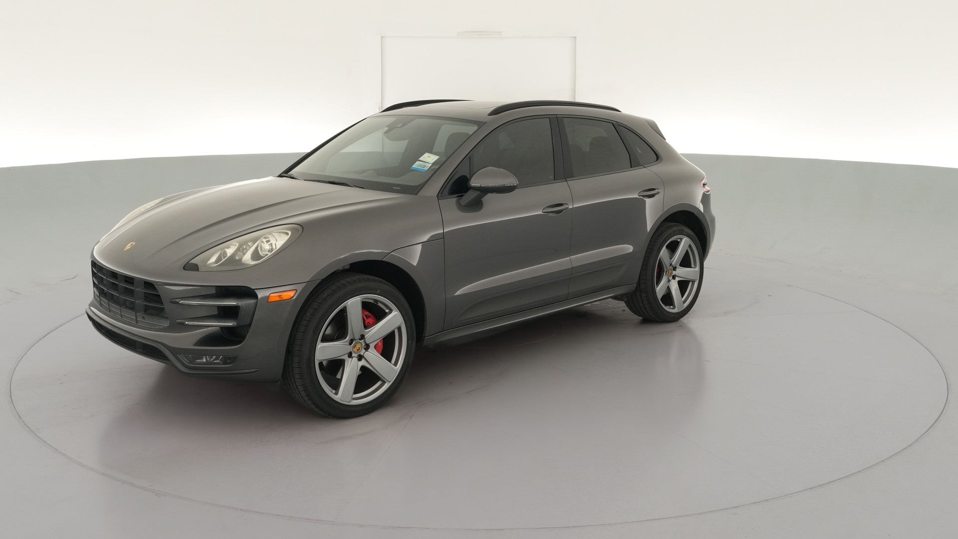 2016 Porsche Macan vehicle photo