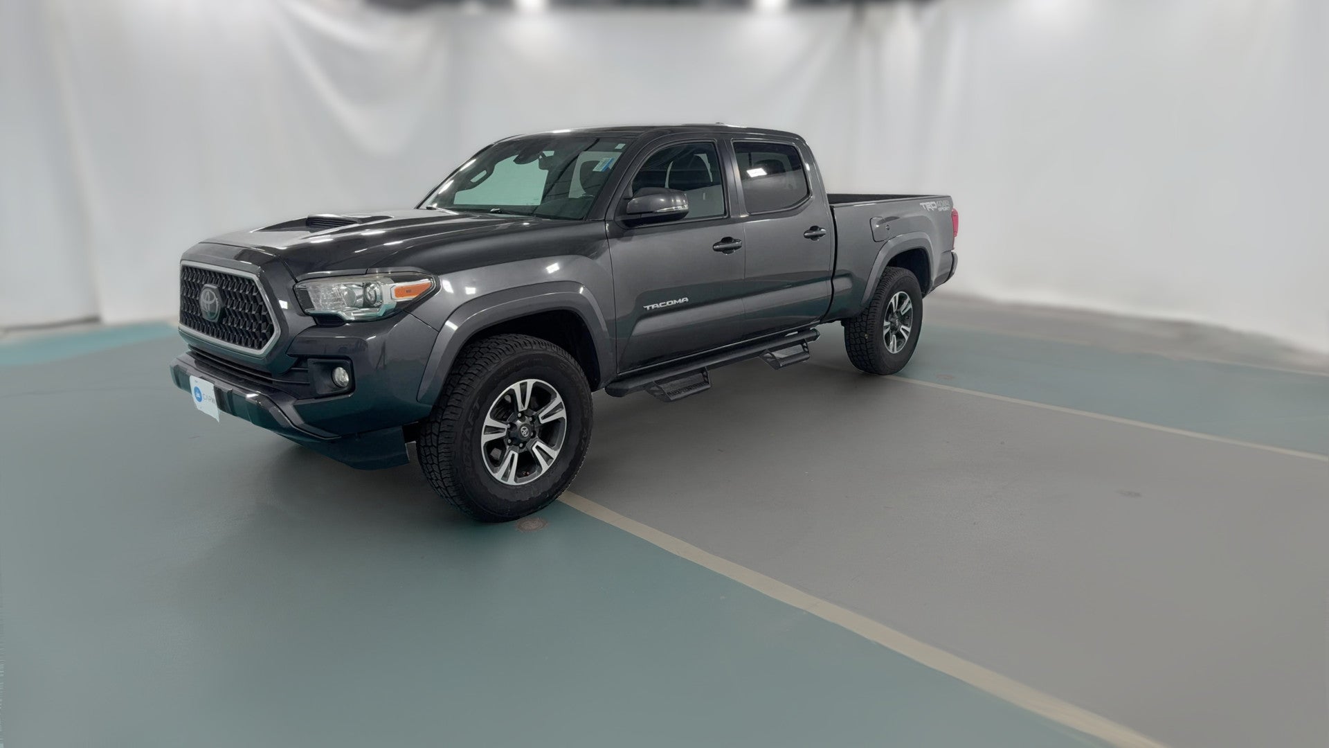 2018 Toyota Tacoma Double Cab vehicle photo