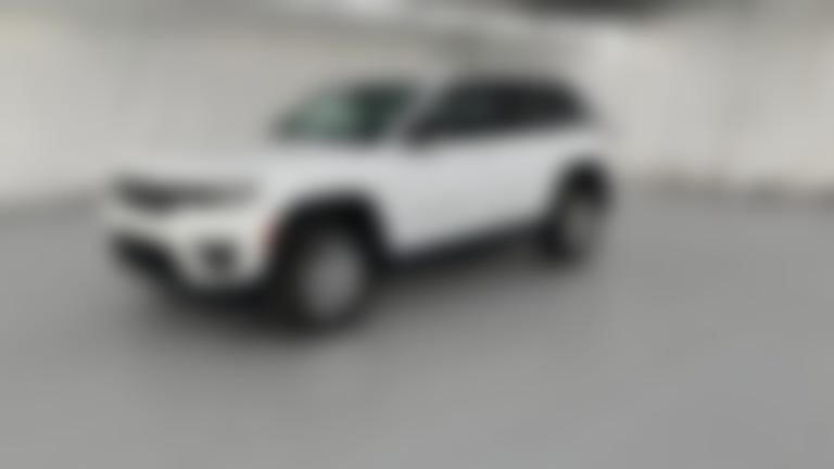 2023 Jeep Grand Cherokee vehicle photo