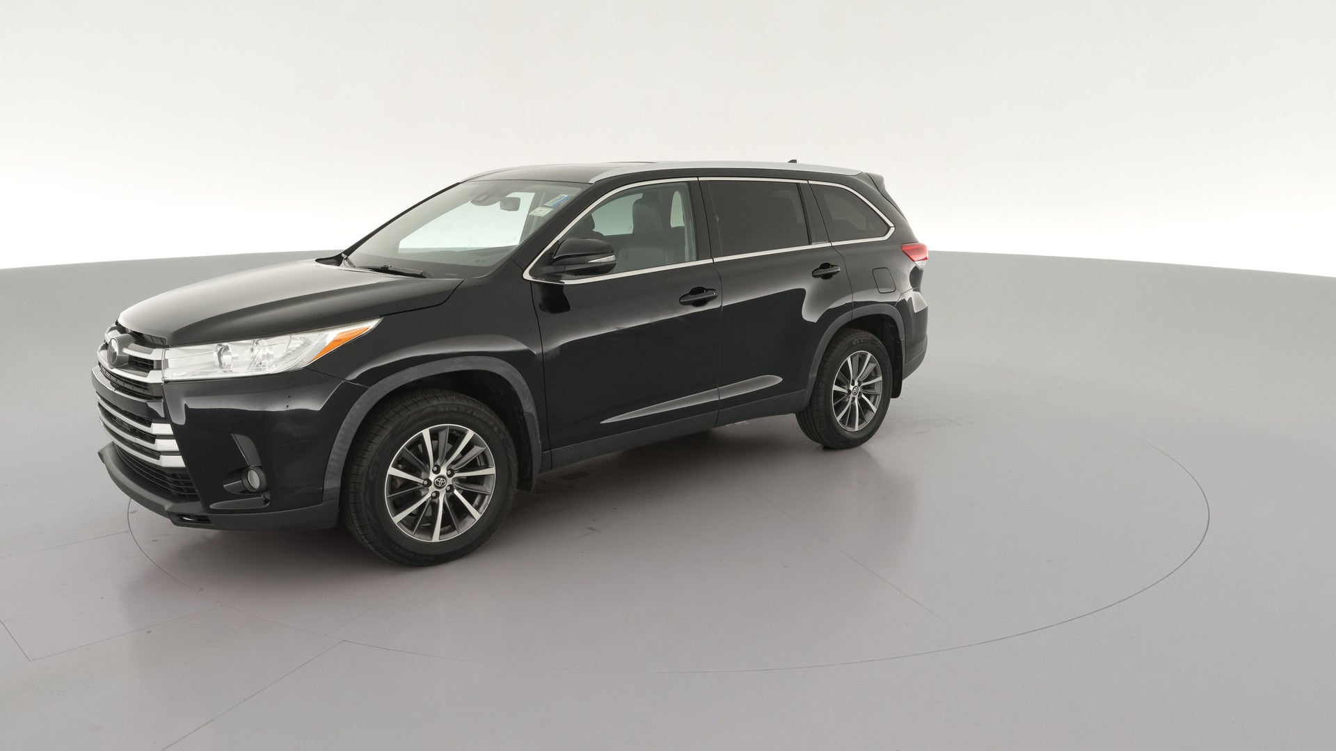 2019 Toyota Highlander vehicle photo