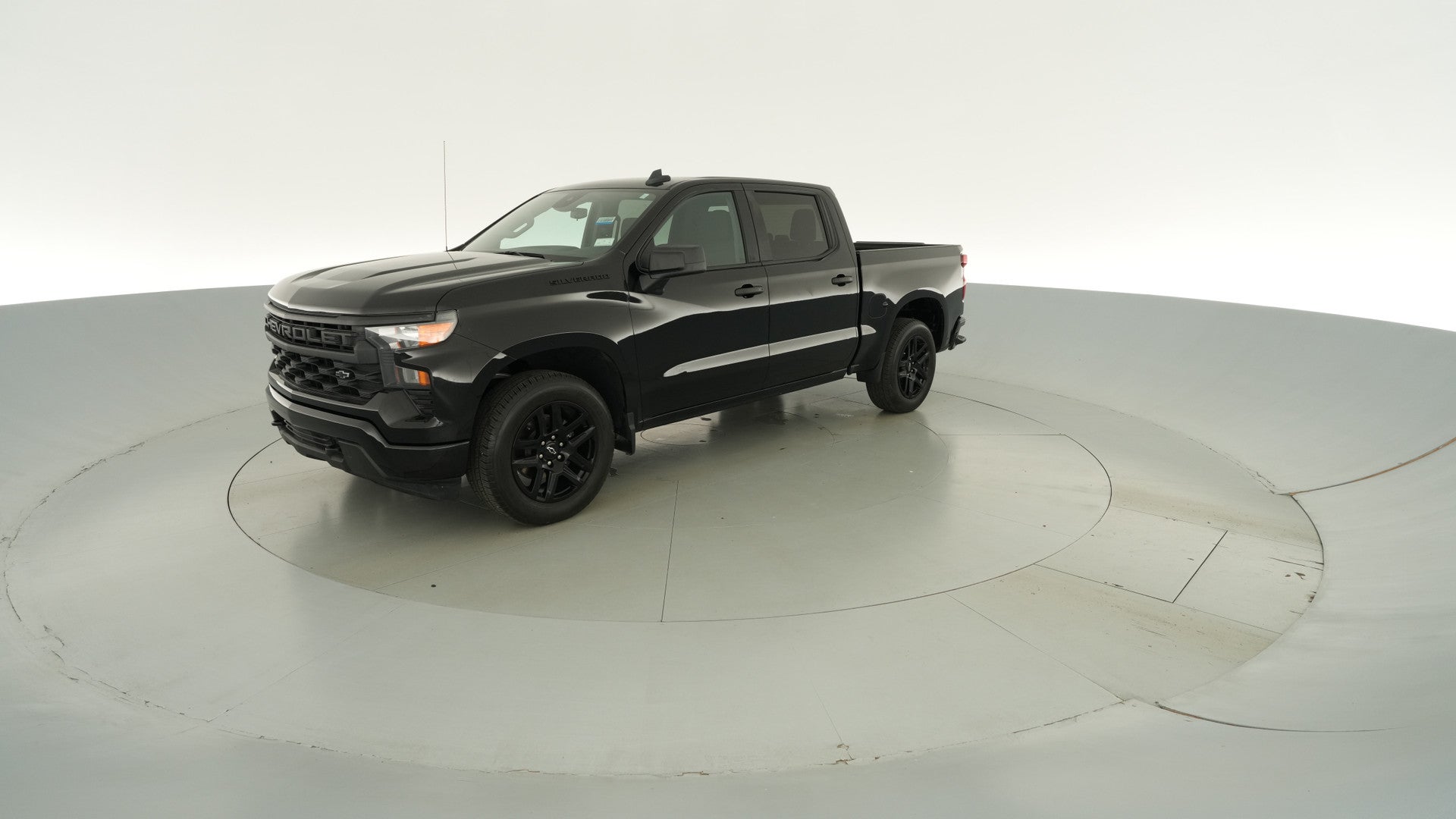 2023 Chevrolet Silverado 1500 Crew Cab vehicle photo