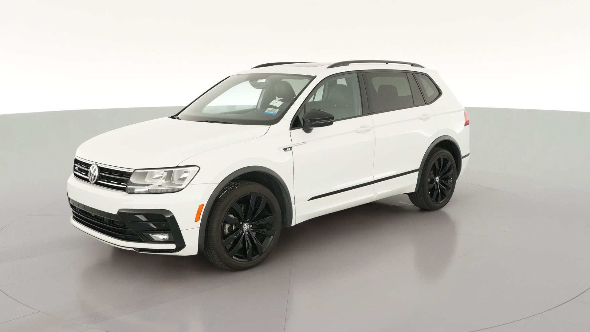 2021 Volkswagen Tiguan vehicle photo